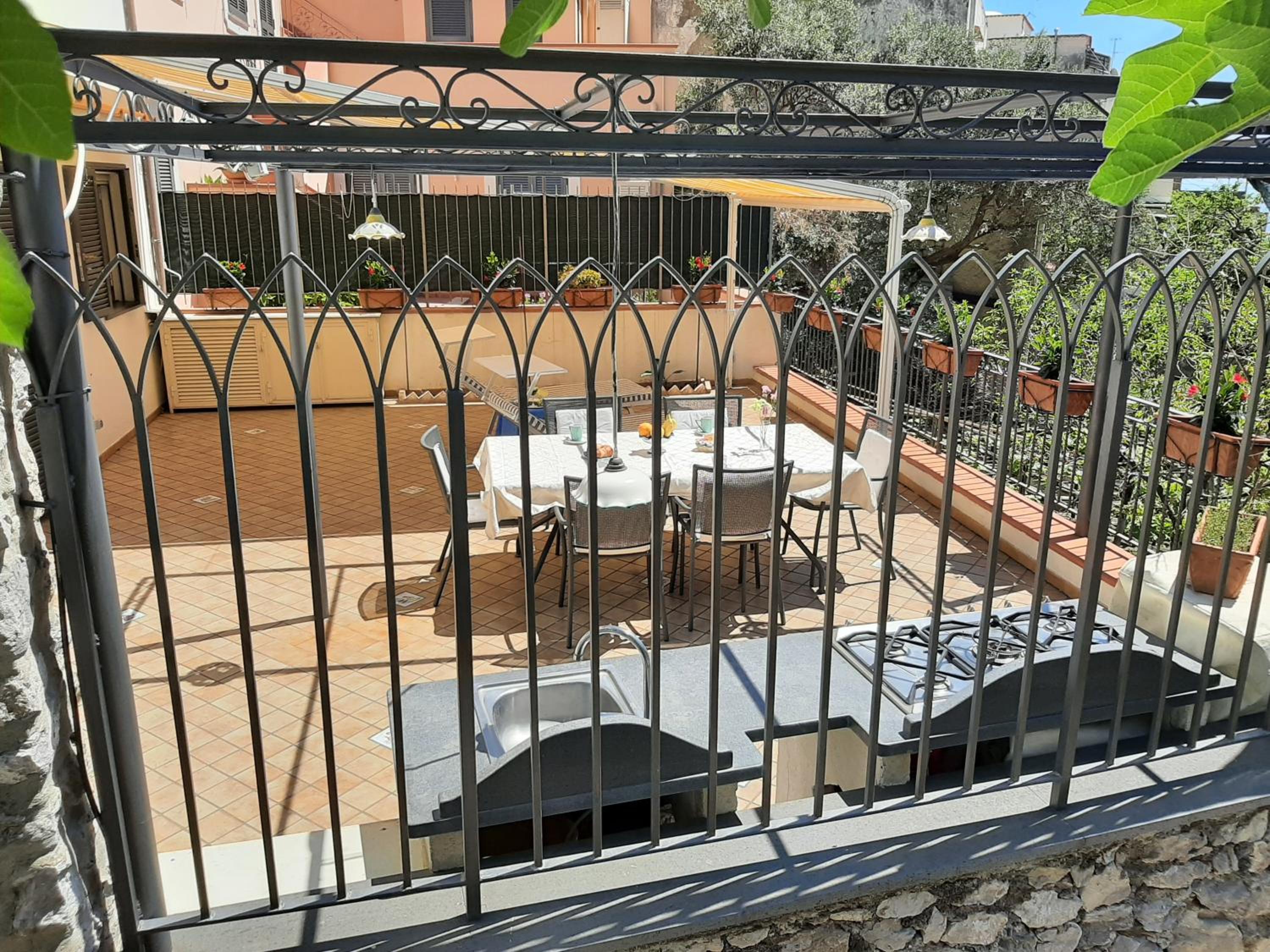 Apartment with Terrace photo 2