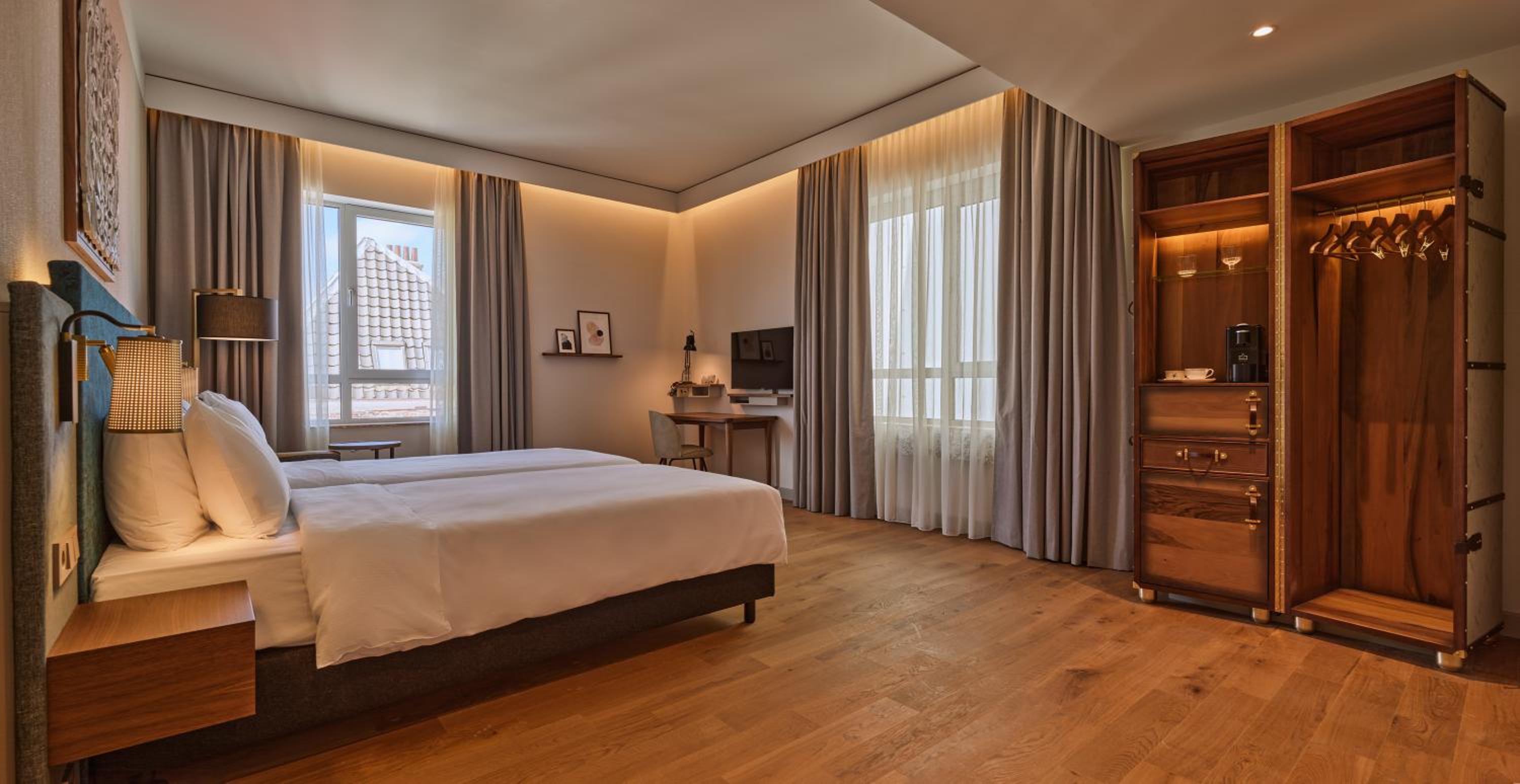 Standard Twin Room - Photo 2