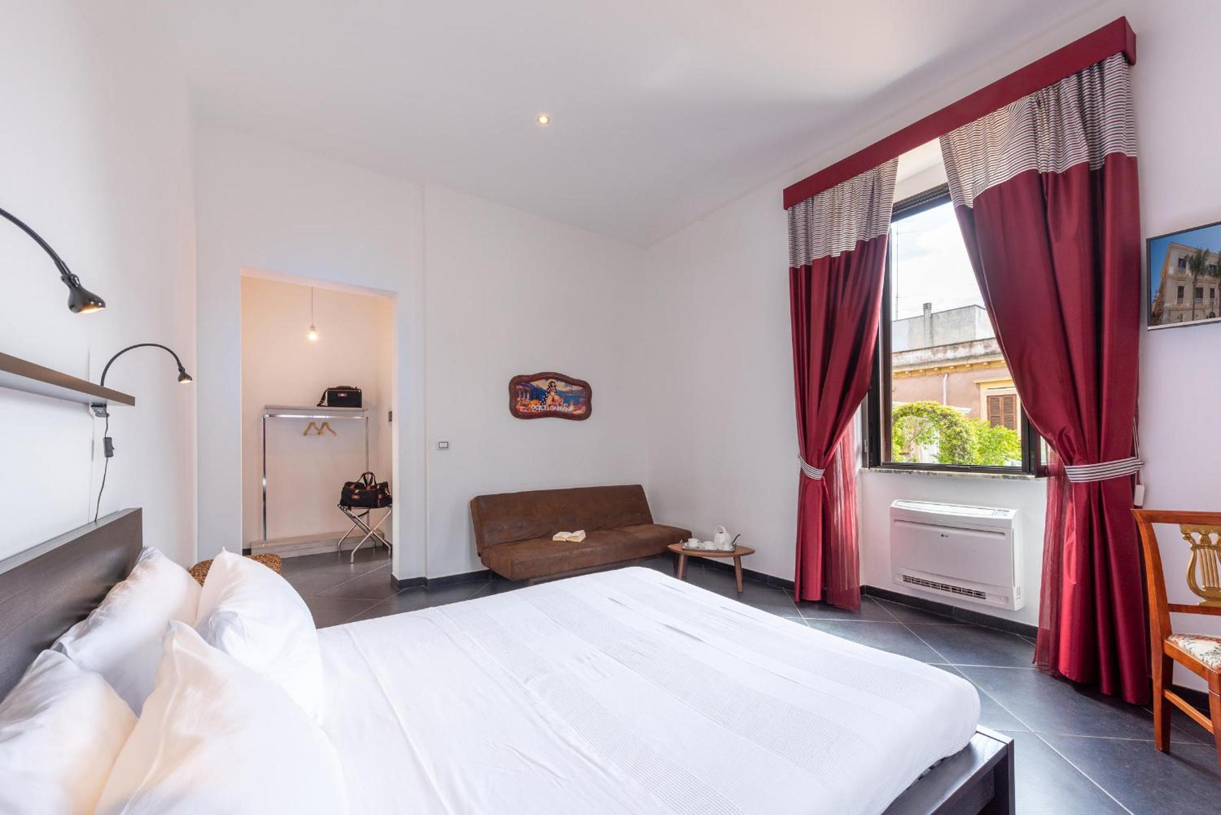 Superior Double Room - Photo 8