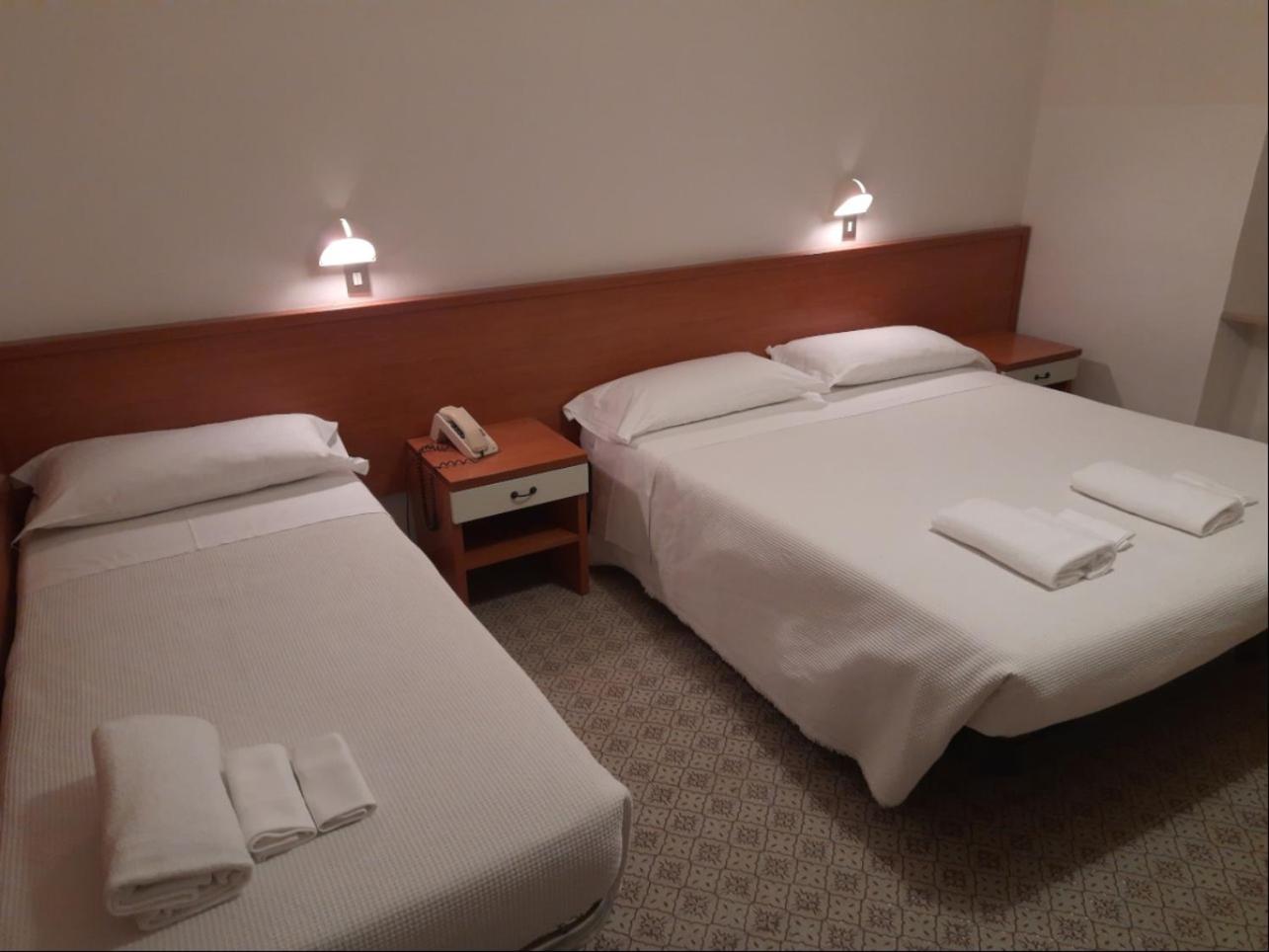 Economy Triple Room - City View