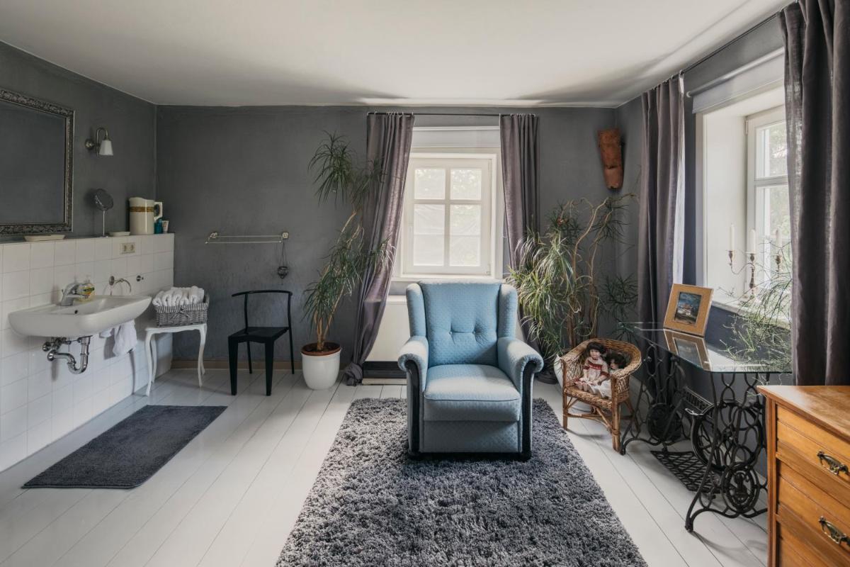 Double Room with Shared Bathroom