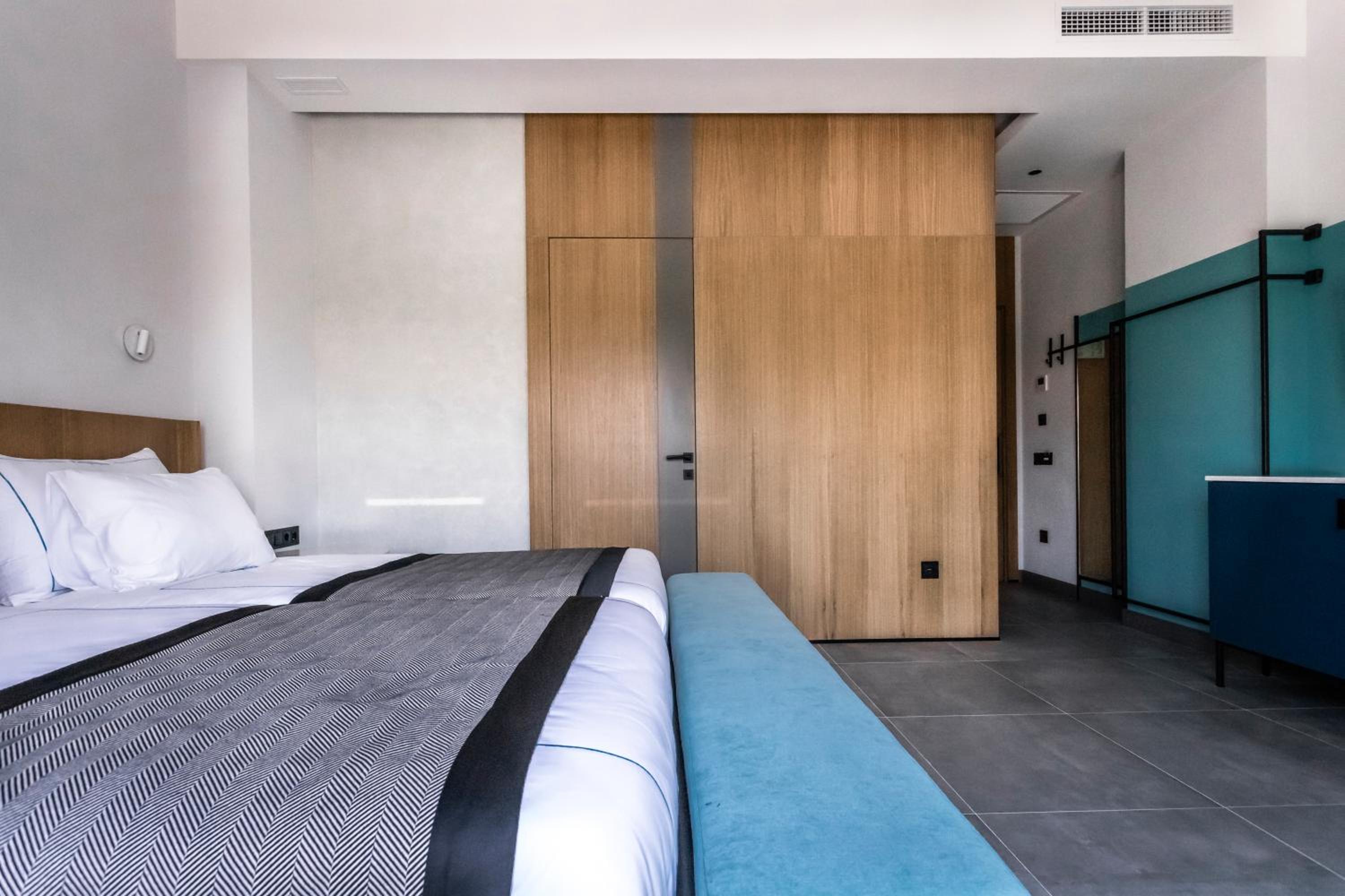 Deluxe Double Room - Photo 4