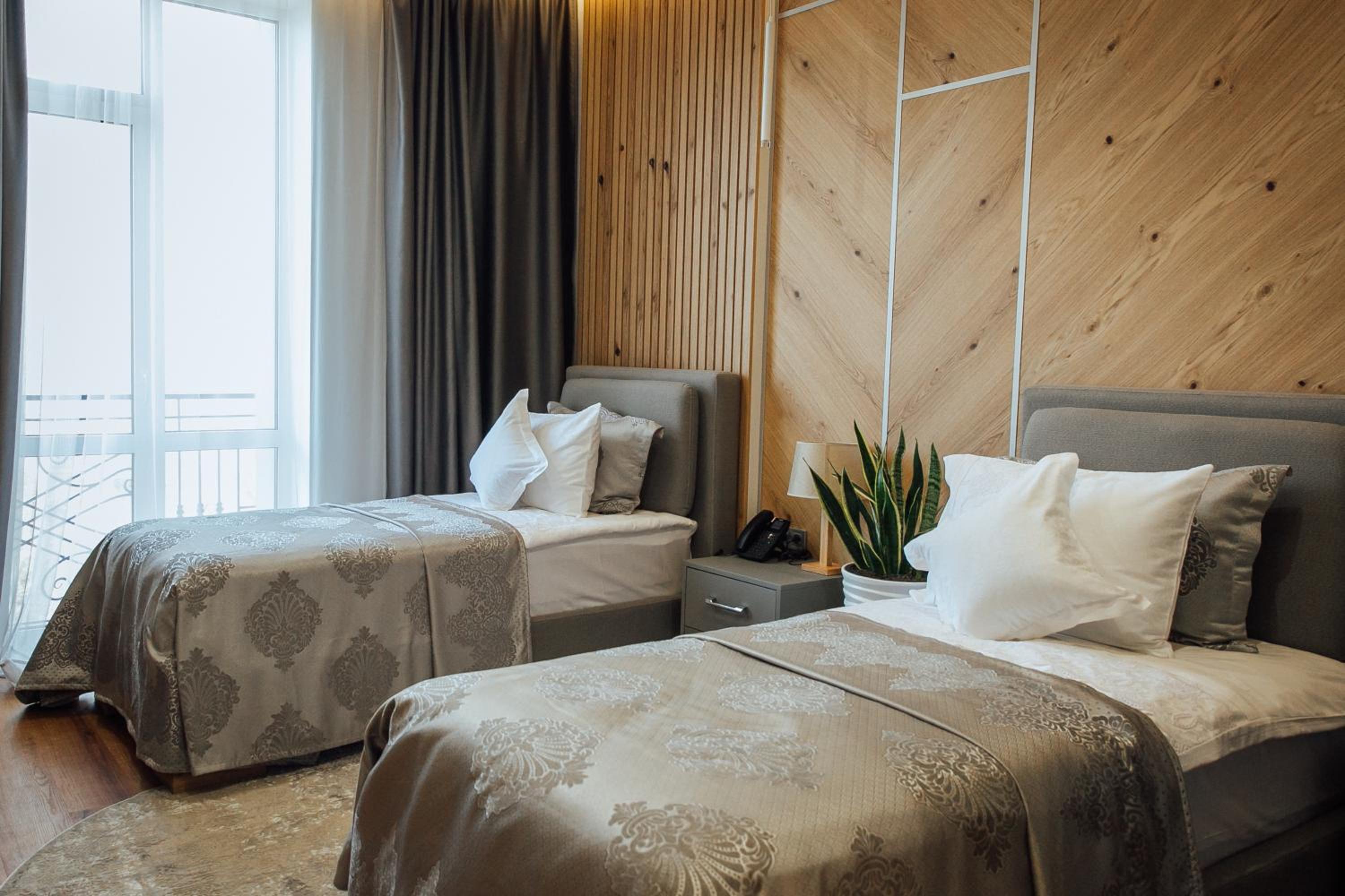 Twin Room with Shared Toilet