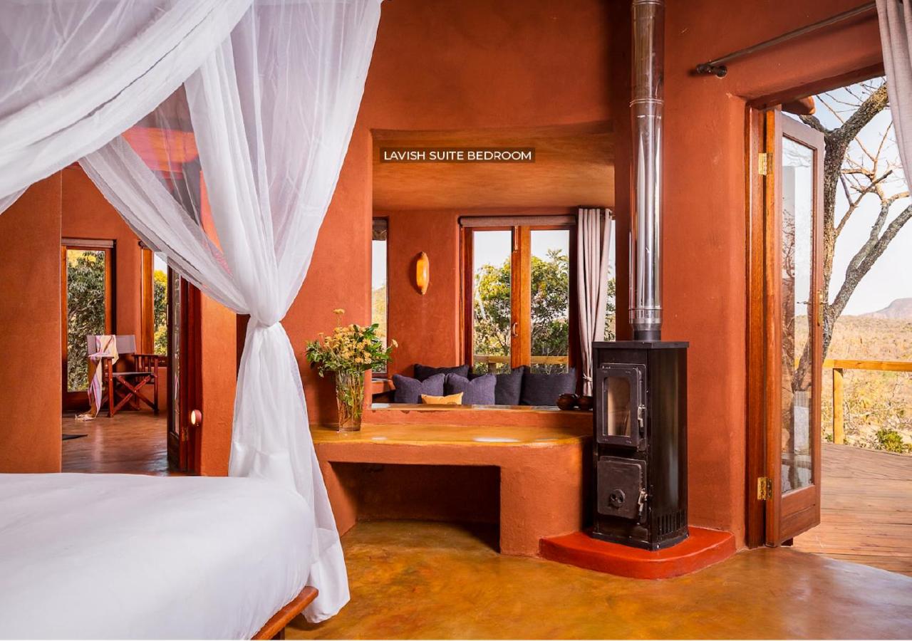 Luxury Suite photo 2