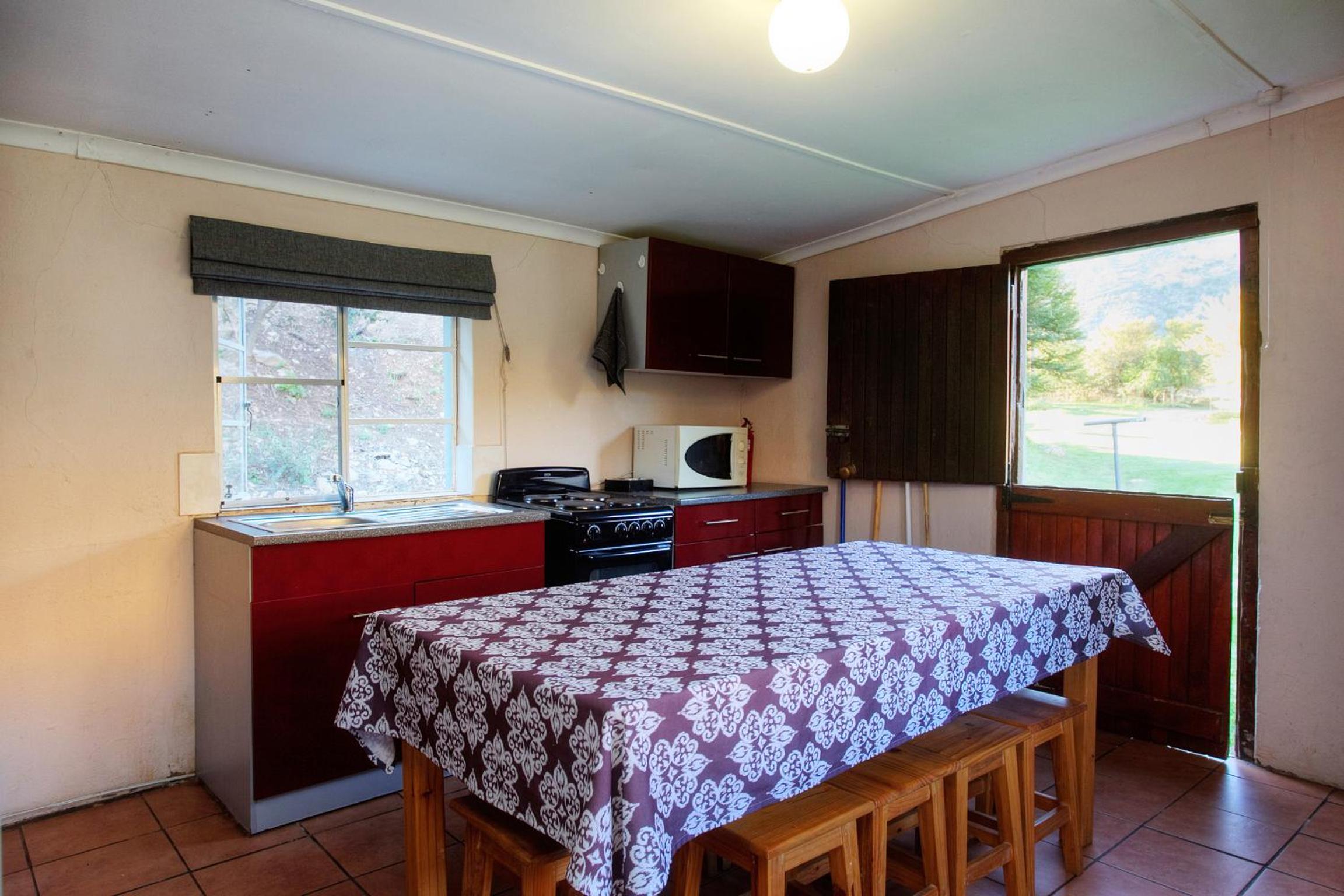 Apartment with Mountain View photo 3