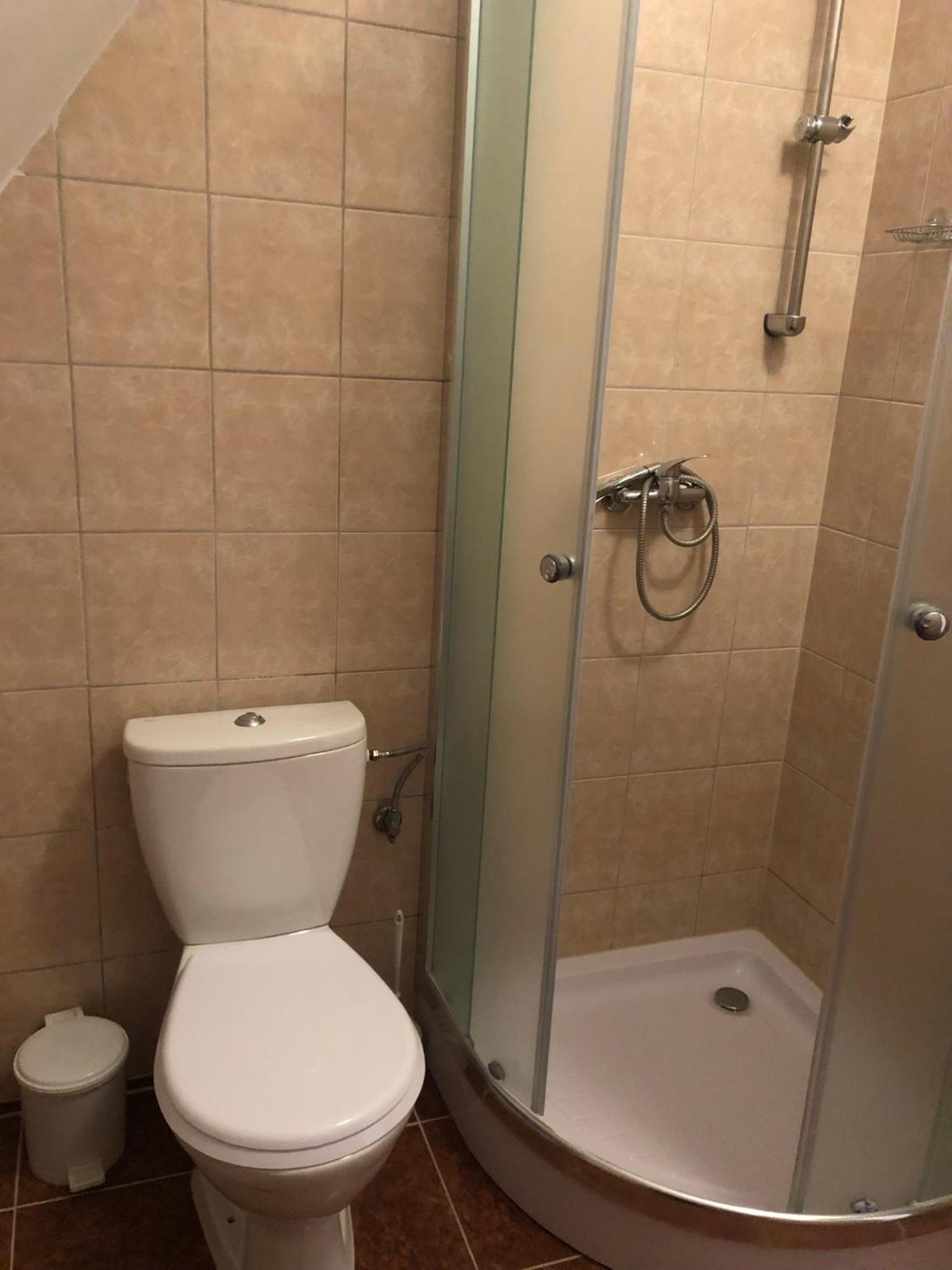 Triple Room with Bathroom - Photo 24