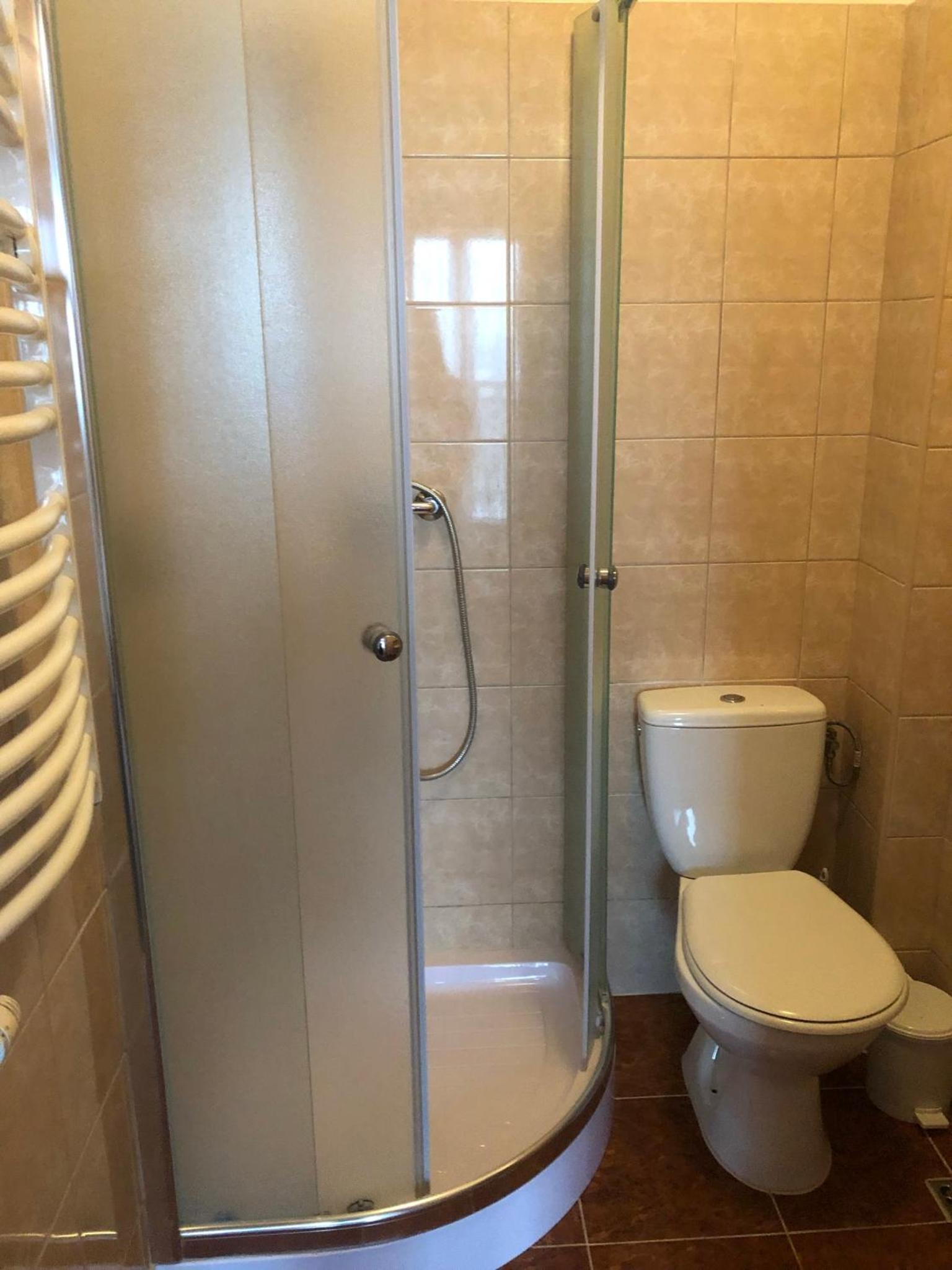 Triple Room with Bathroom - Photo 25