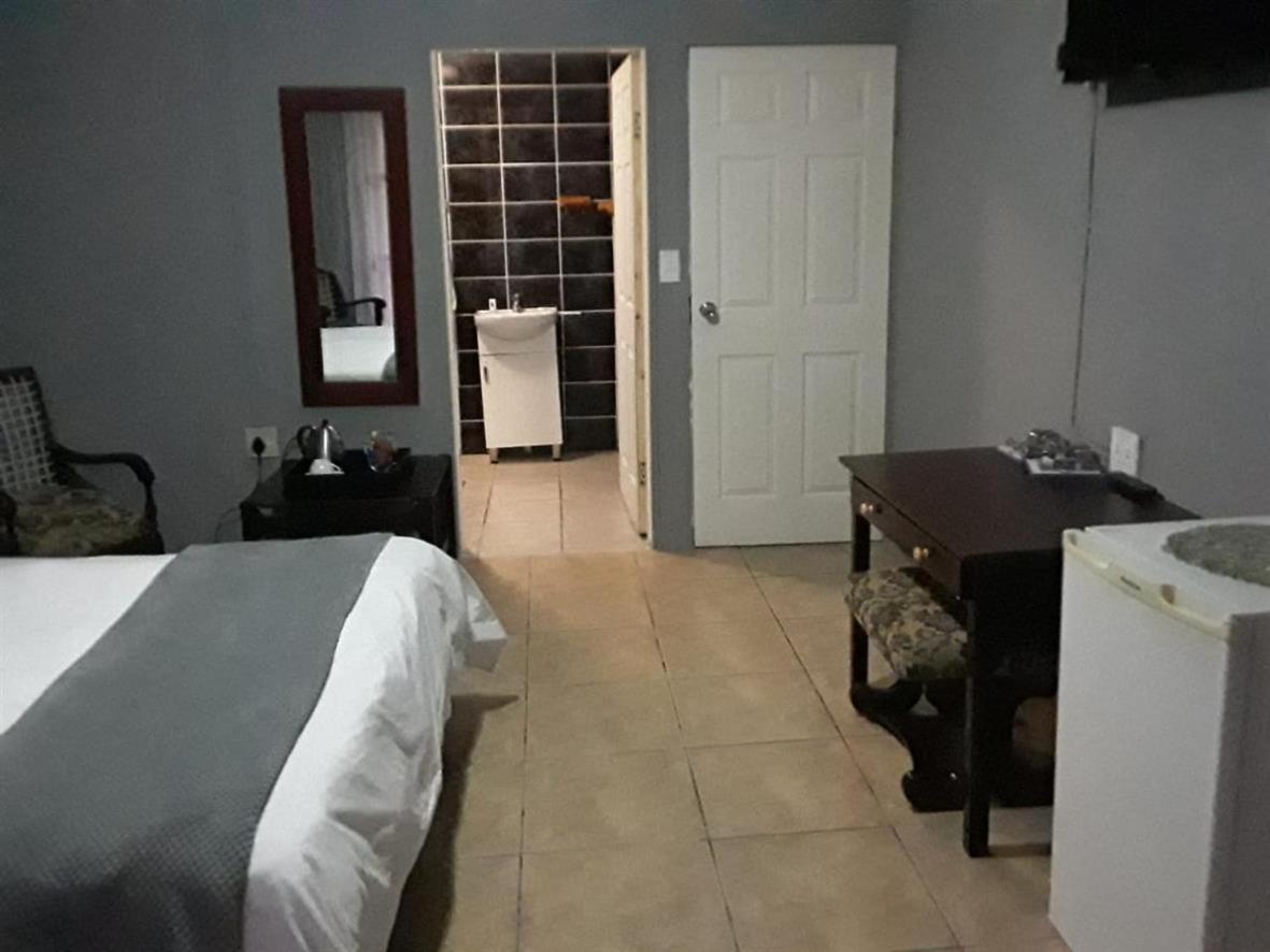 Deluxe Double Room - Photo 1