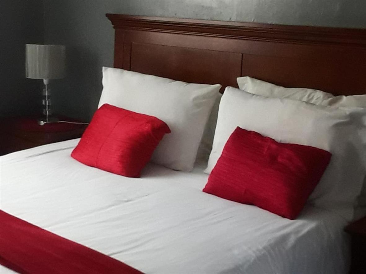 Deluxe Double Room - Photo 2