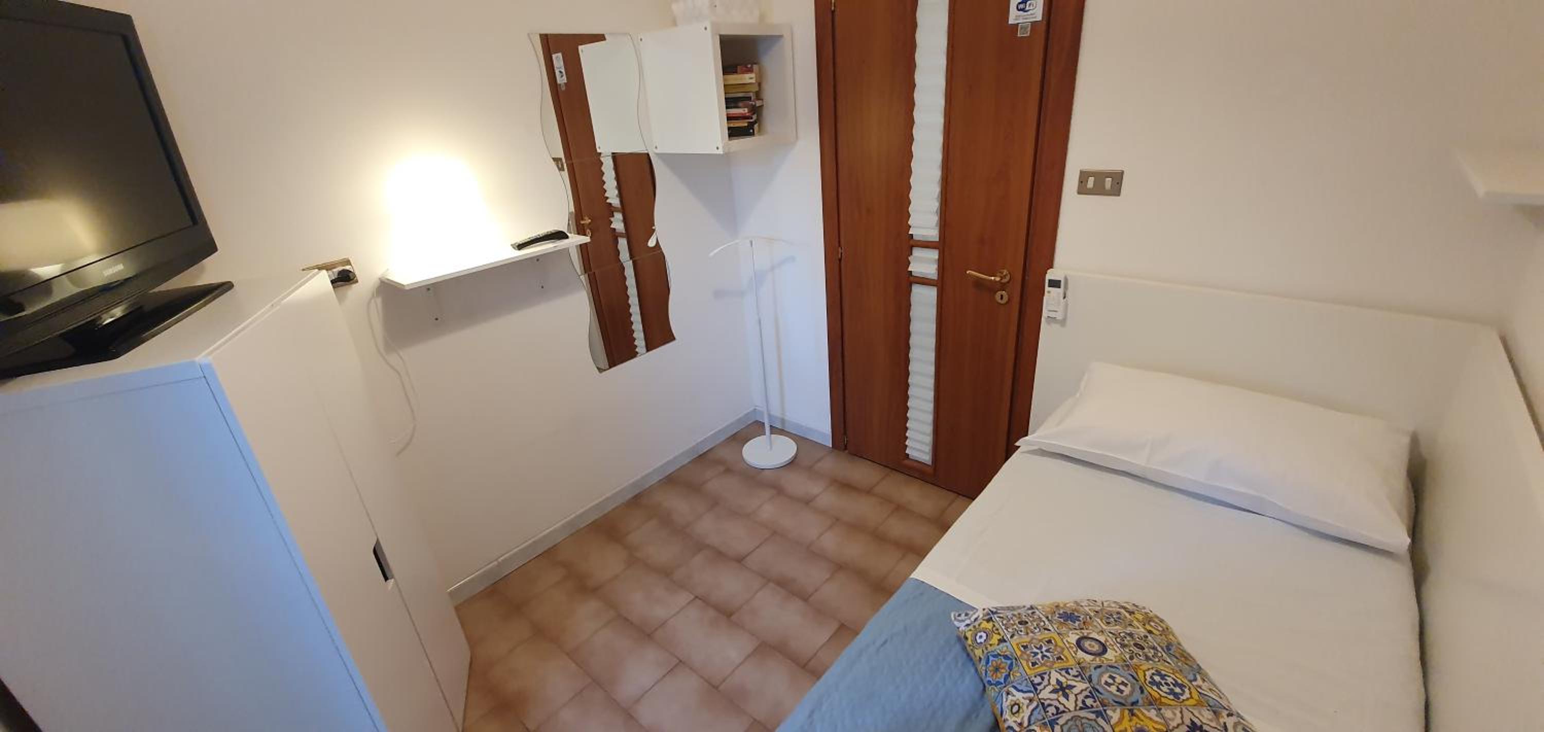 Small Single Room
