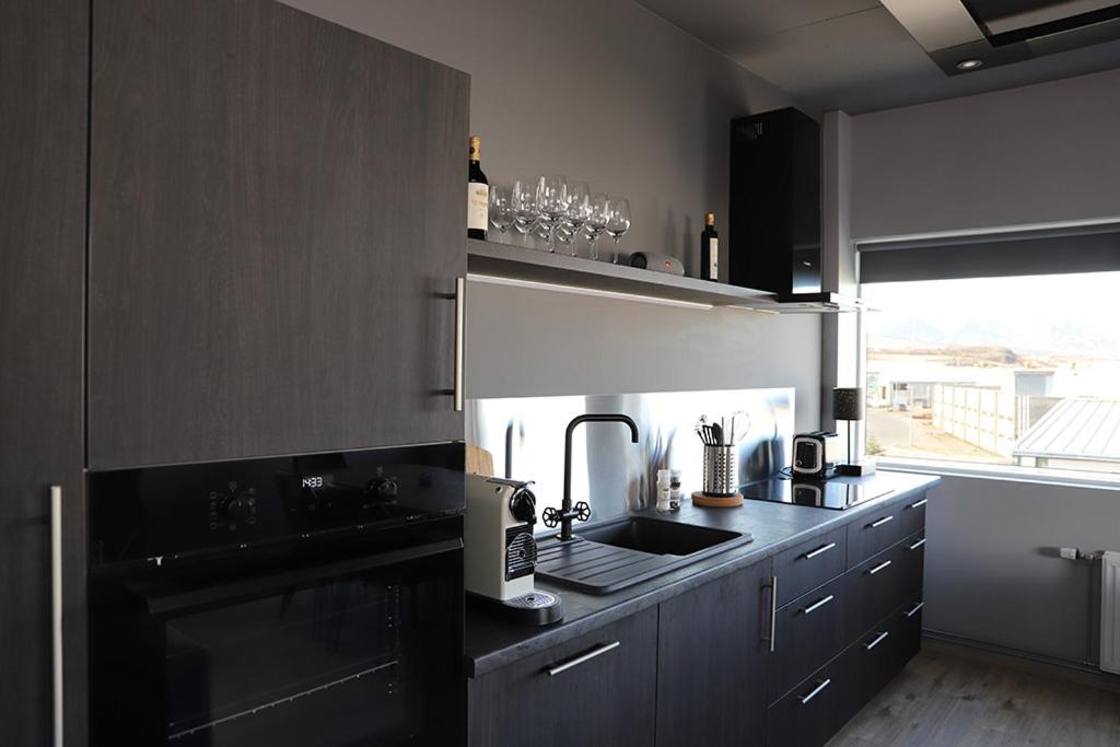 One-Bedroom Apartment - Photo 4