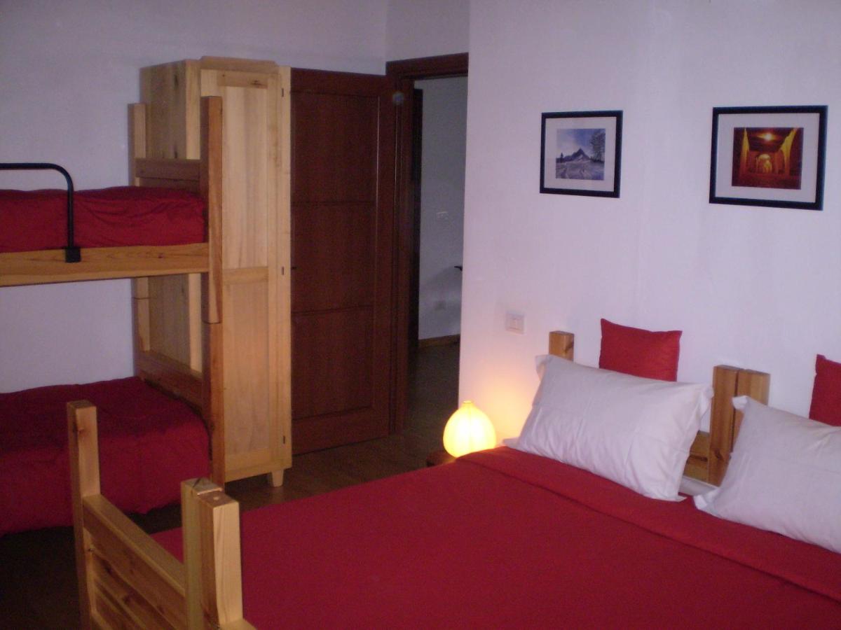 Superior Triple Room photo 3