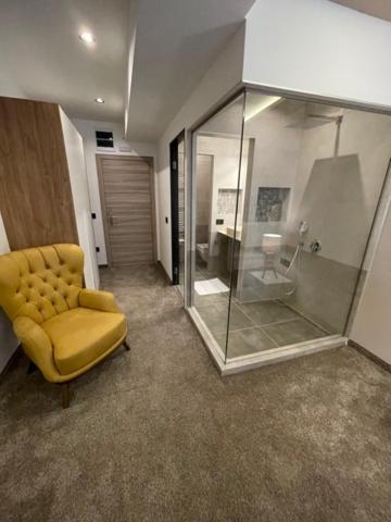 Deluxe Double or Twin Room - Photo 23