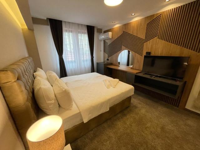Deluxe Double or Twin Room - Photo 31