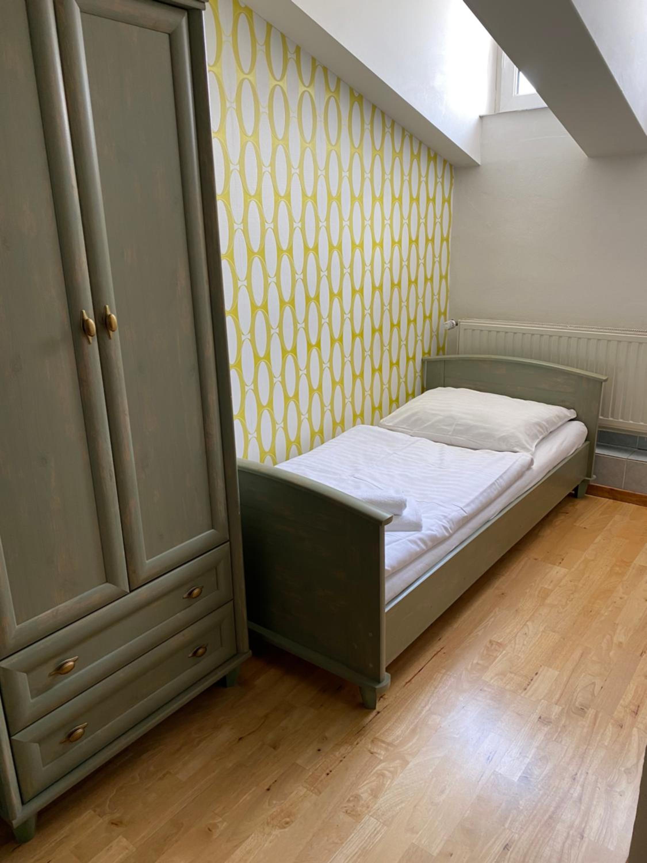 Twin Room with Bathroom photo 3