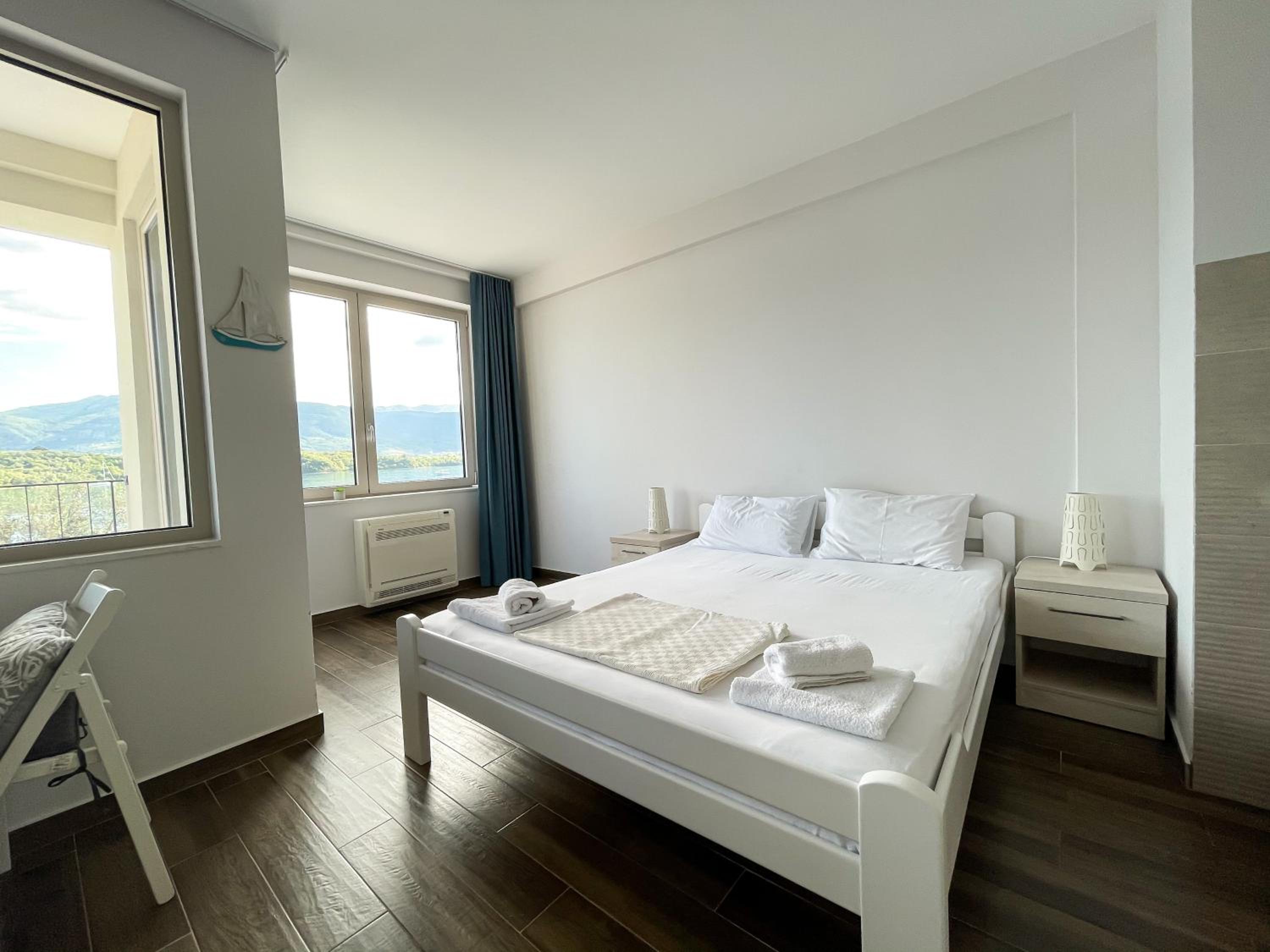 Studio Apartment with Sea View photo 1