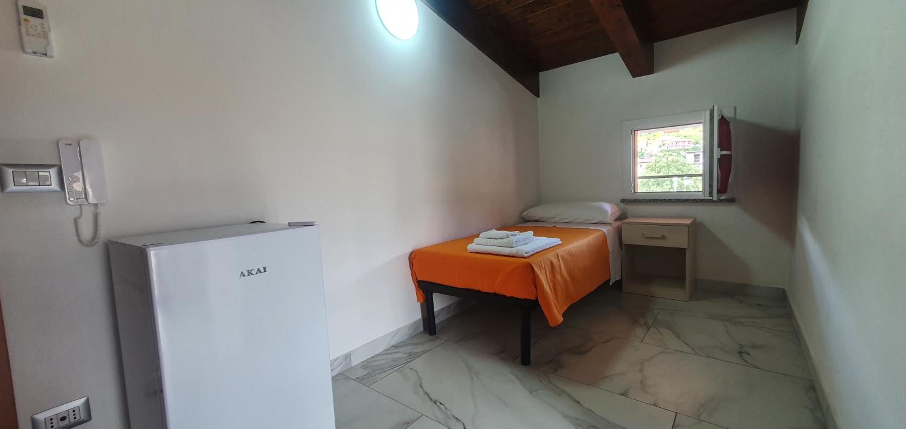 Deluxe Triple Room photo 3