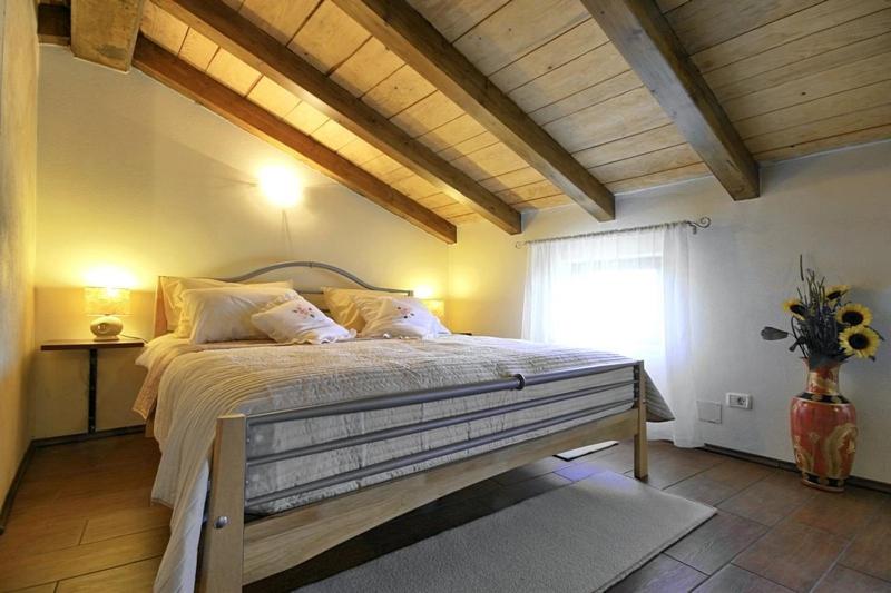 Villa photo 1