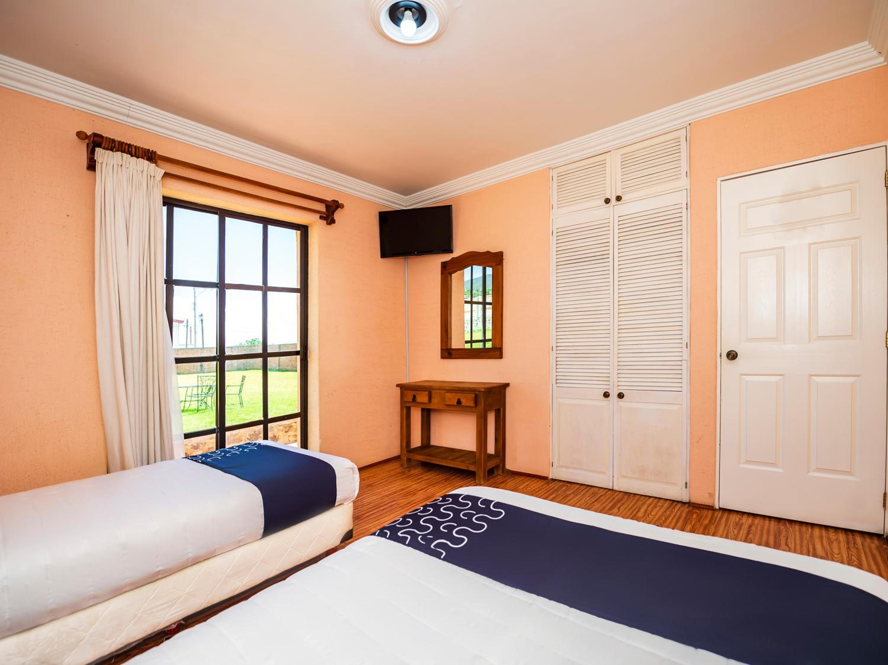 Classic Triple Room