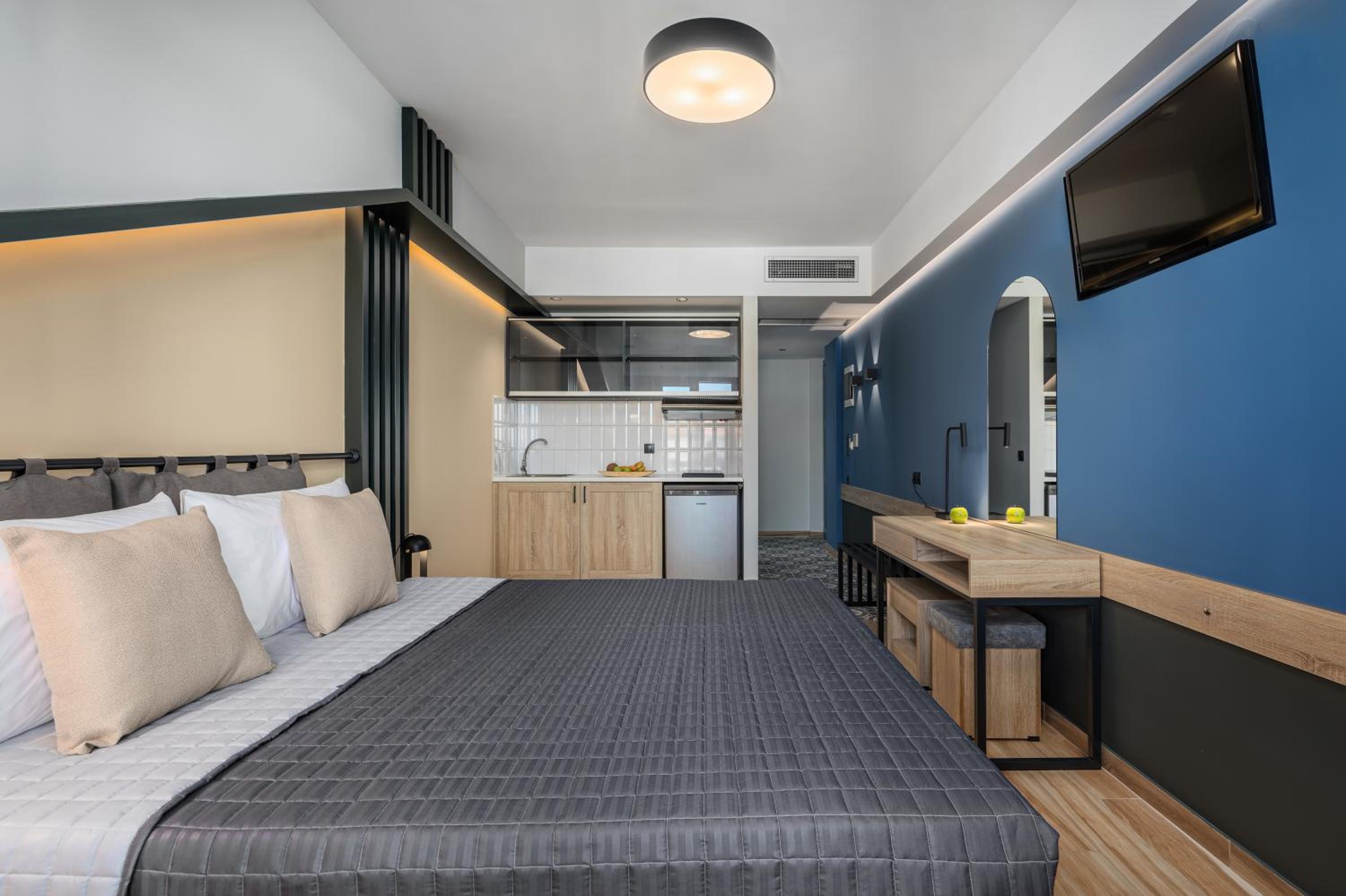 Deluxe Double Room photo 2