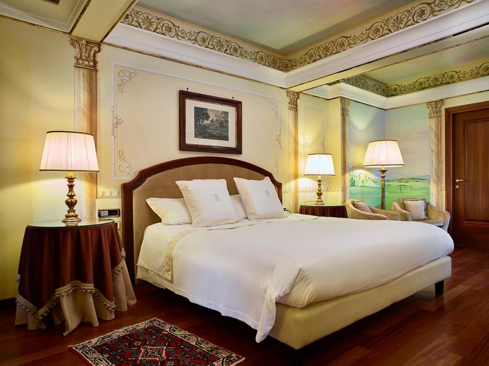 Luxury Suite with Spa Bath photo 1
