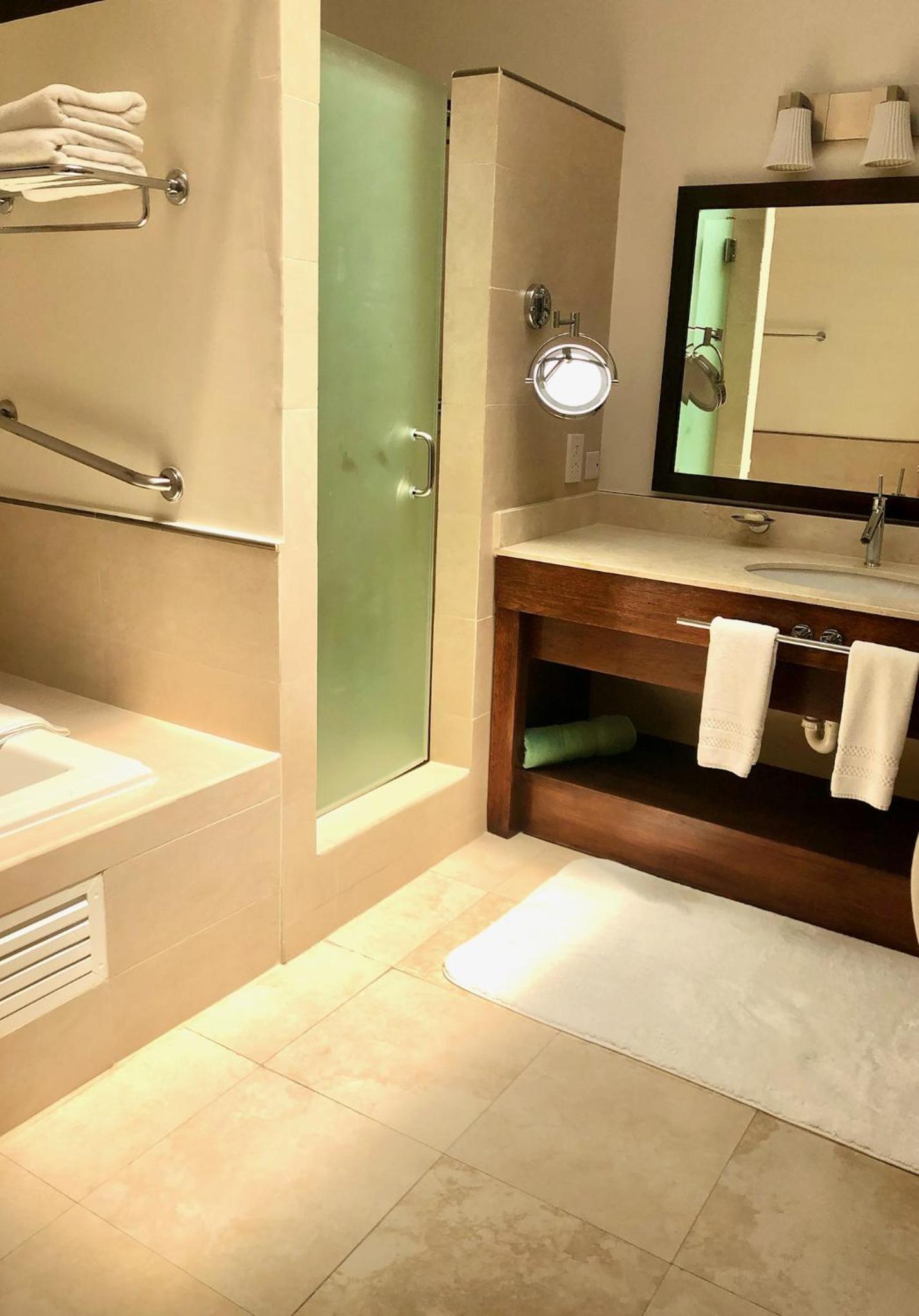 Oleander Gardenview Suite - Photo 1
