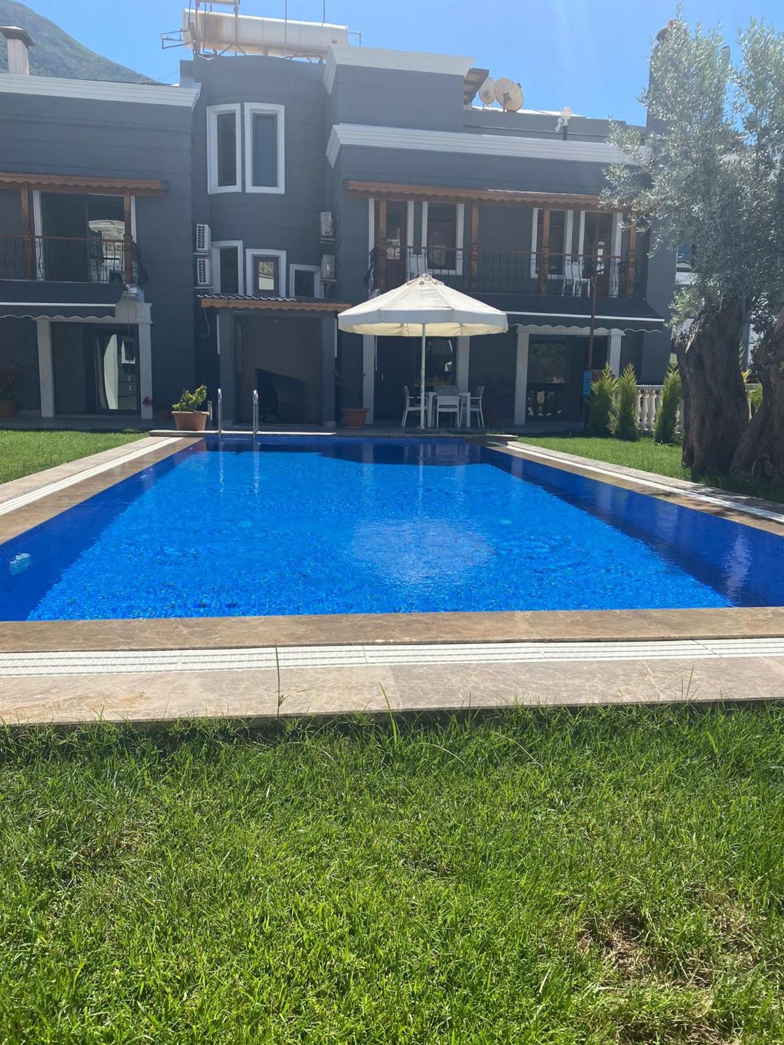 Apartment with Pool View  - Photo 27