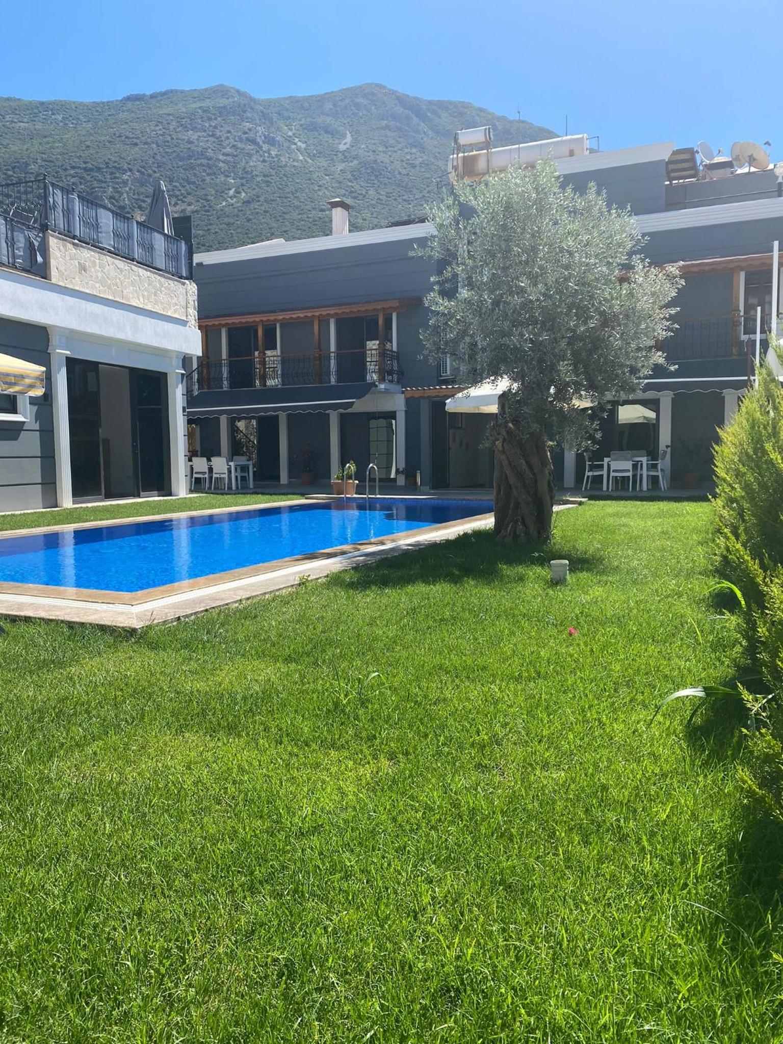 Apartment with Pool View  - Photo 26