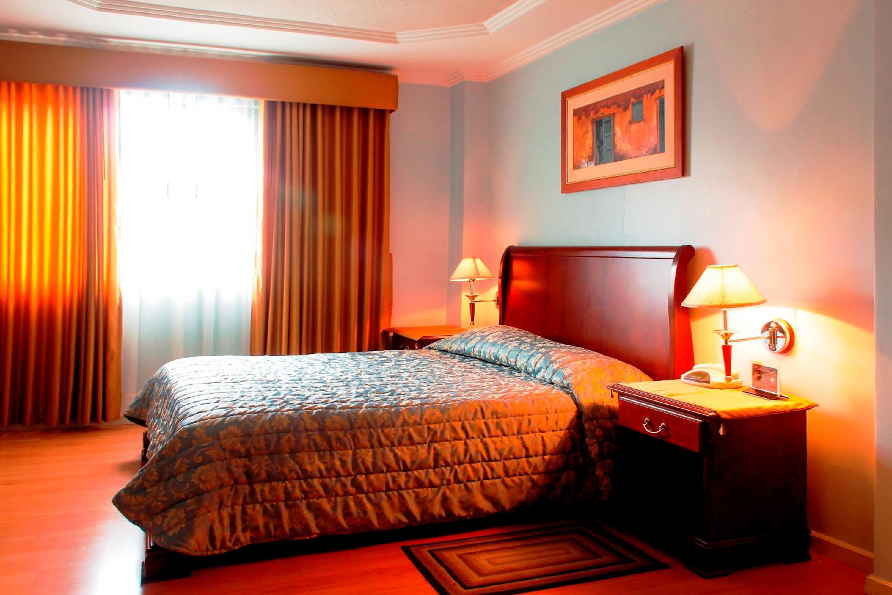 Standard Double Suite