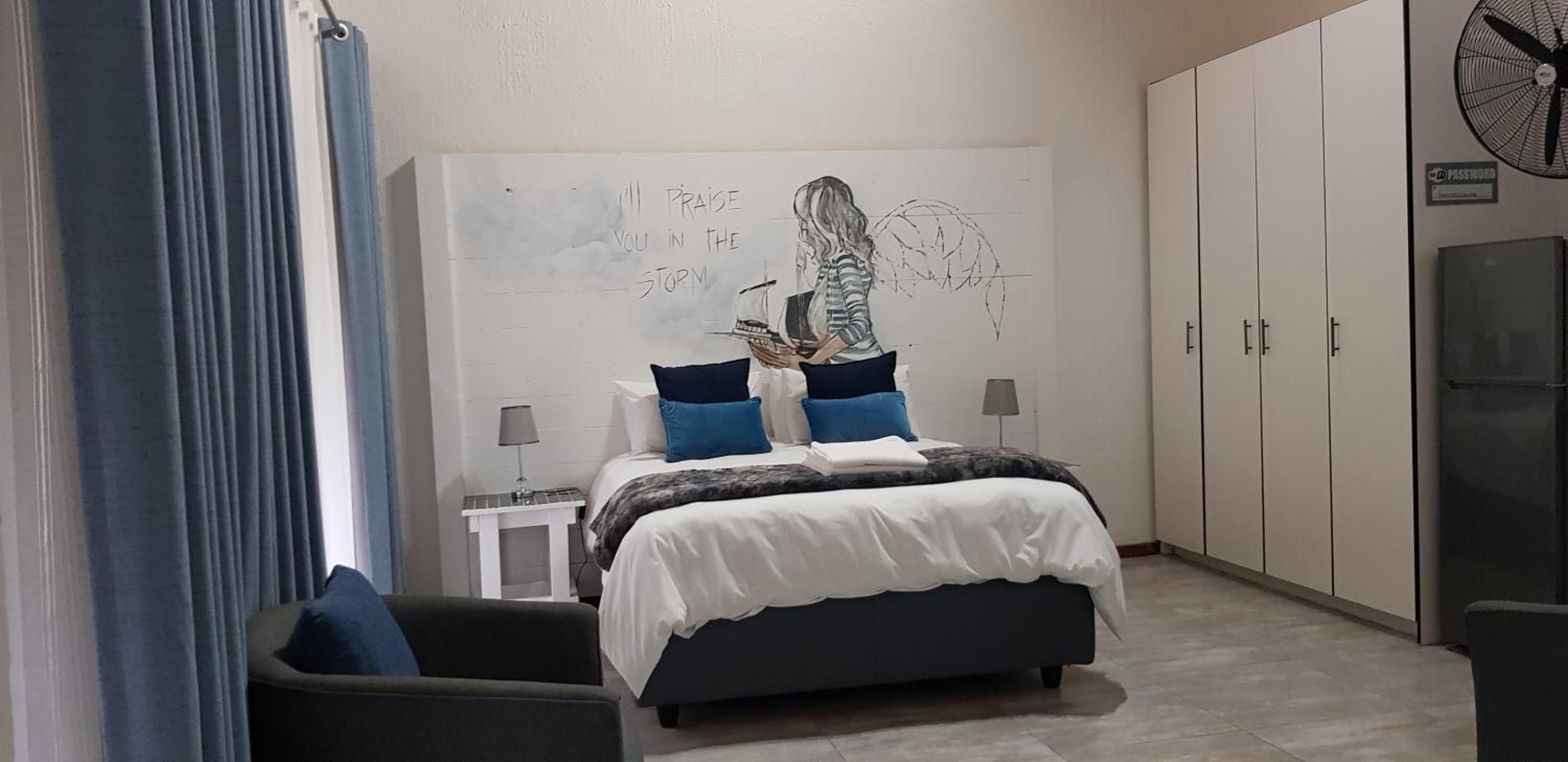 Deluxe Family Room photo 1