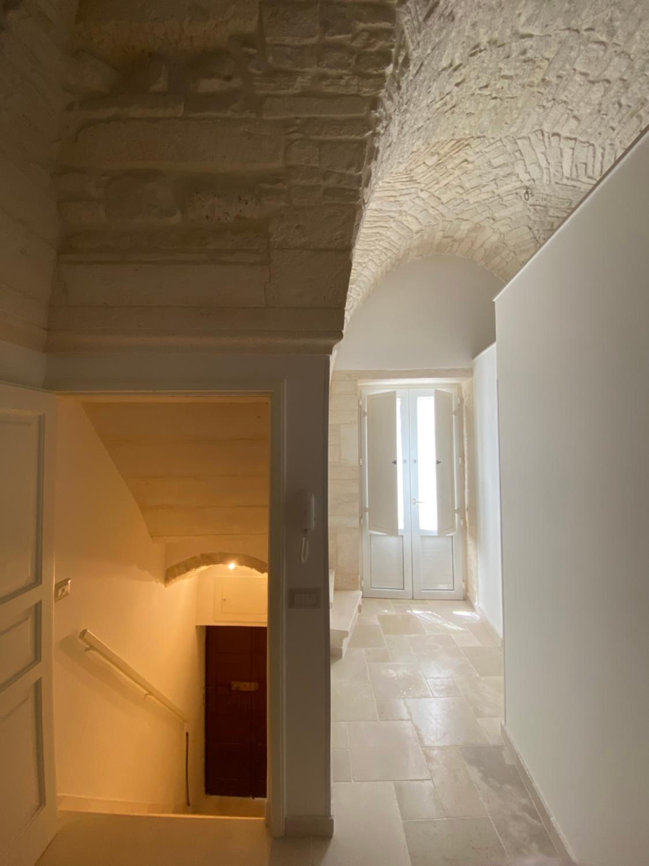 Two-Bedroom Apartment - Photo 22