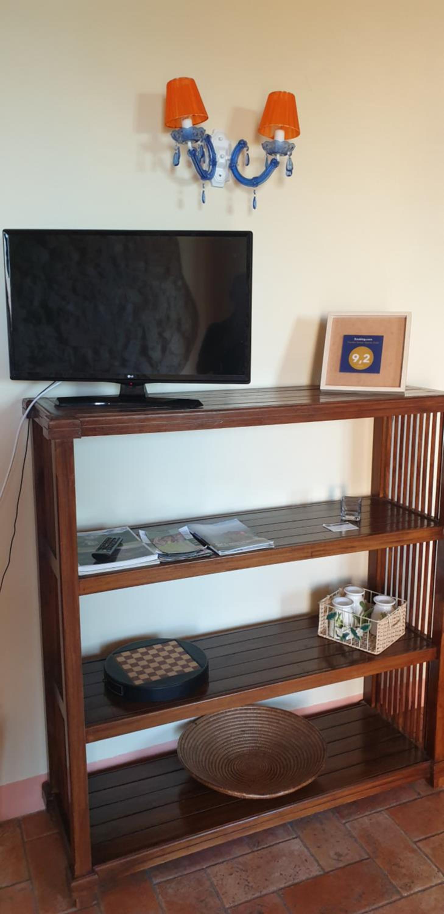 Apartment with Lake View photo 3