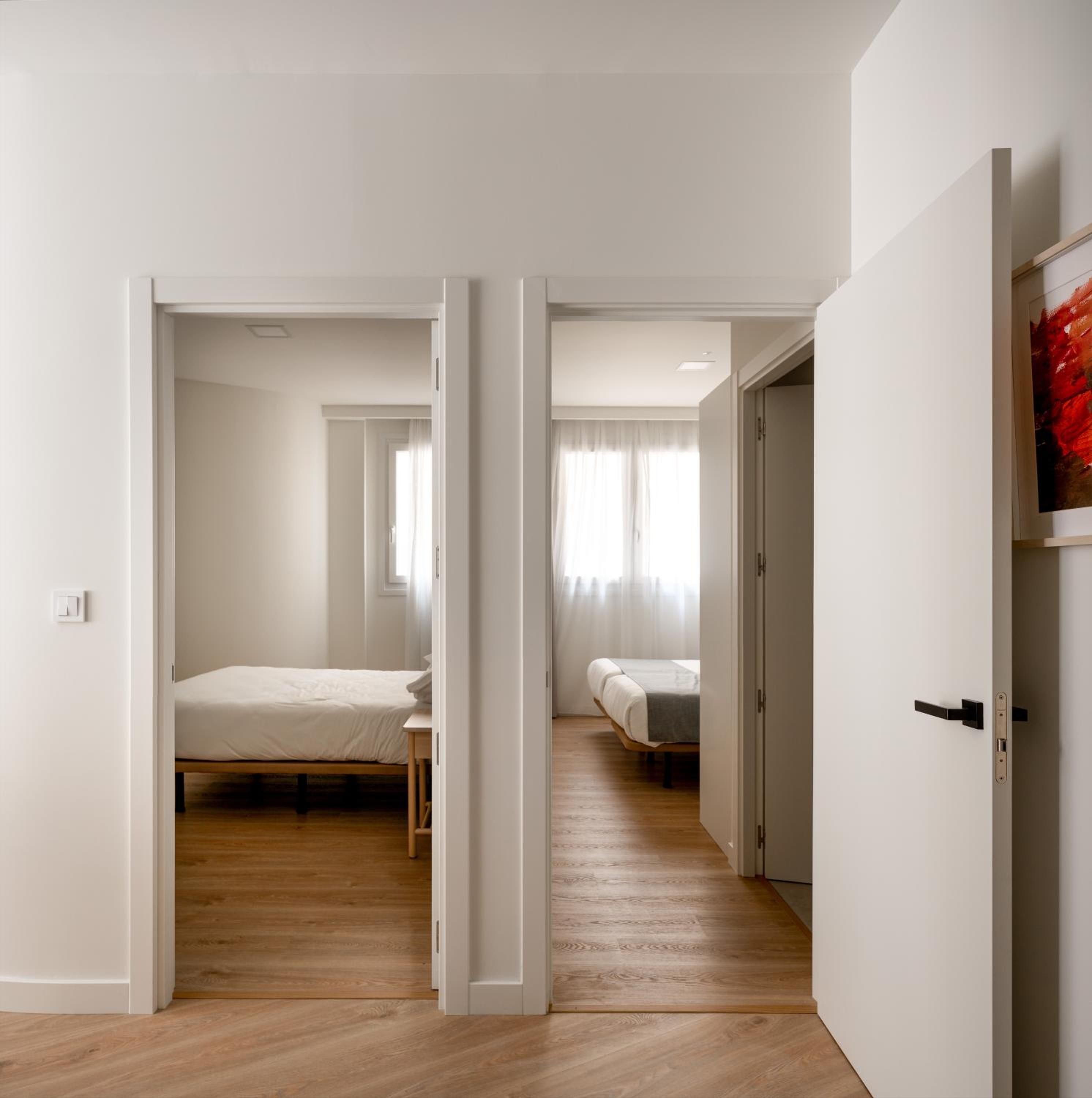 Two-Bedroom Apartment - Photo 8
