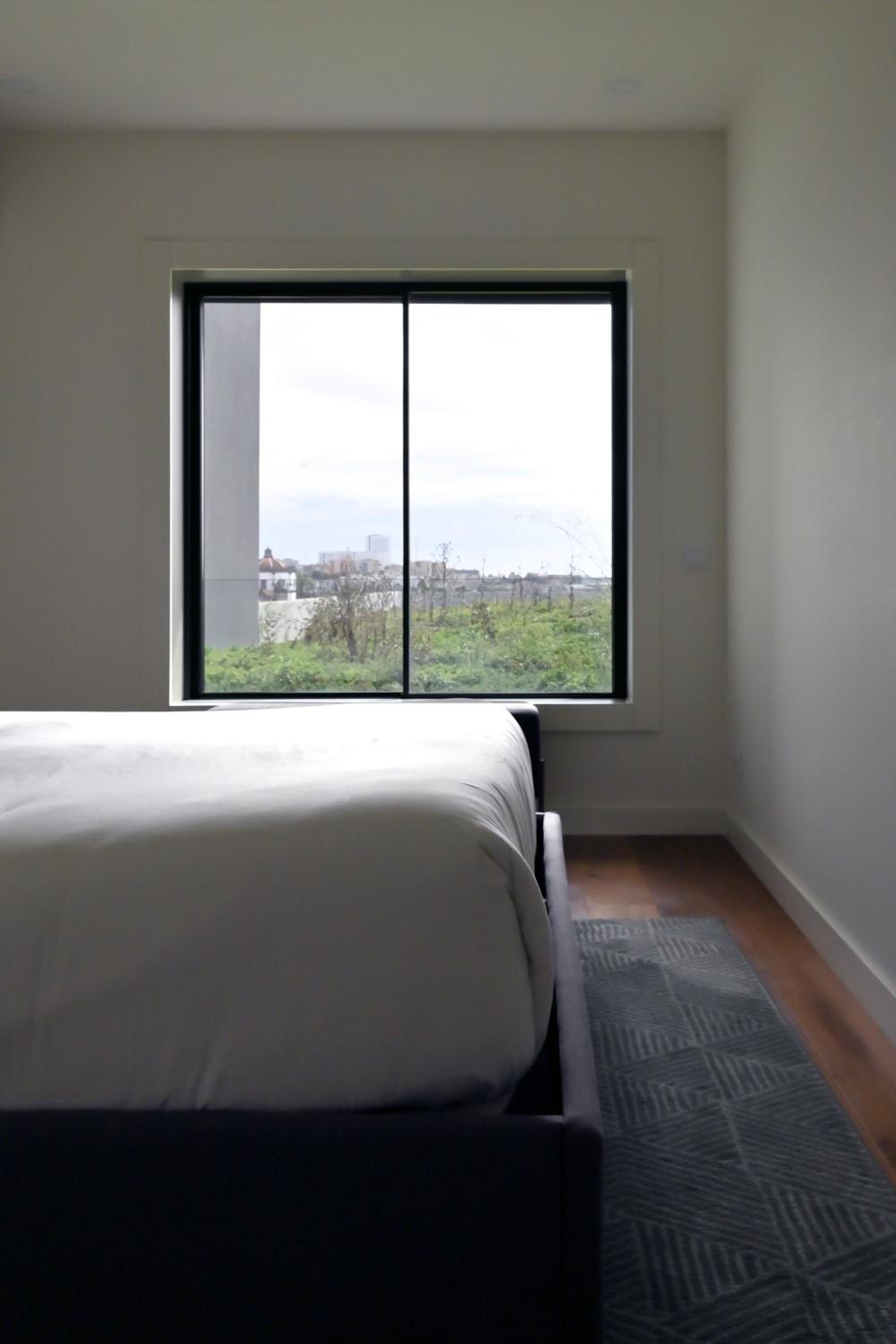 Apartment with Garden View - Photo 22