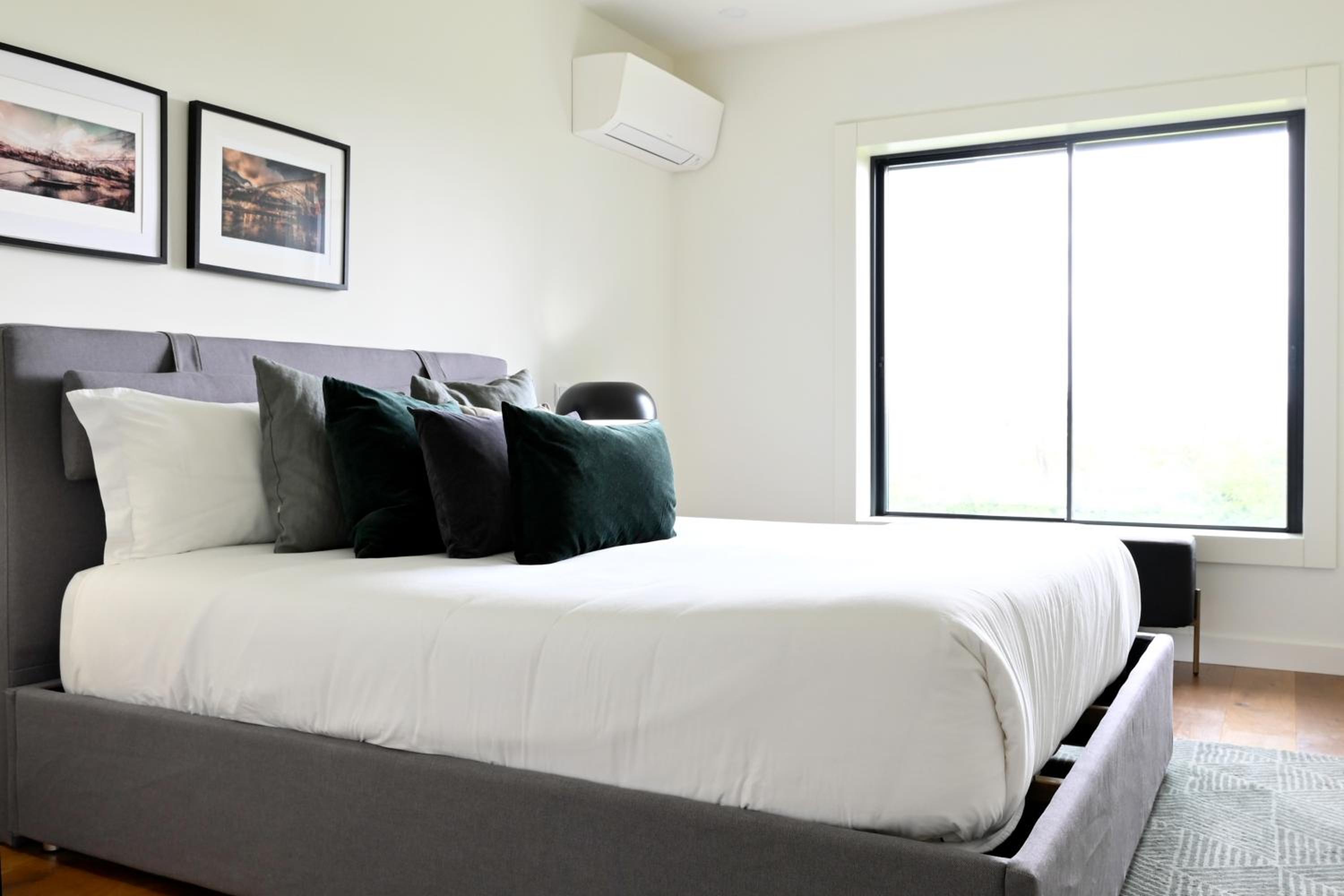 Apartment with Garden View - Photo 13