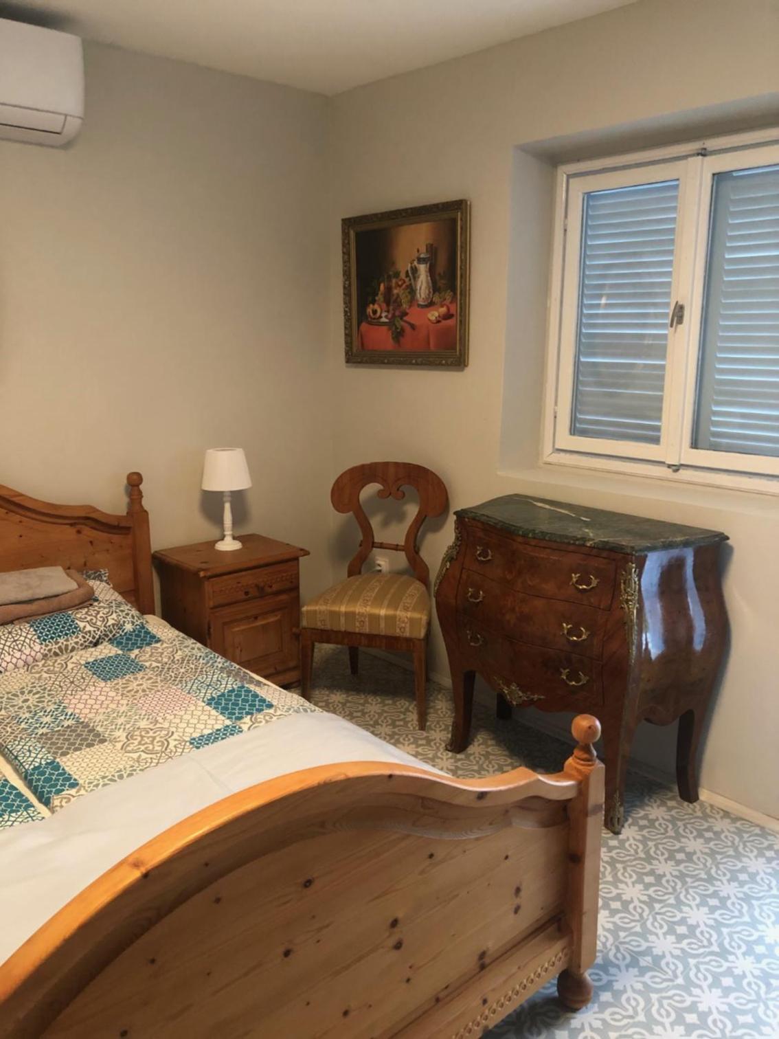One-Bedroom Apartment - Photo 15
