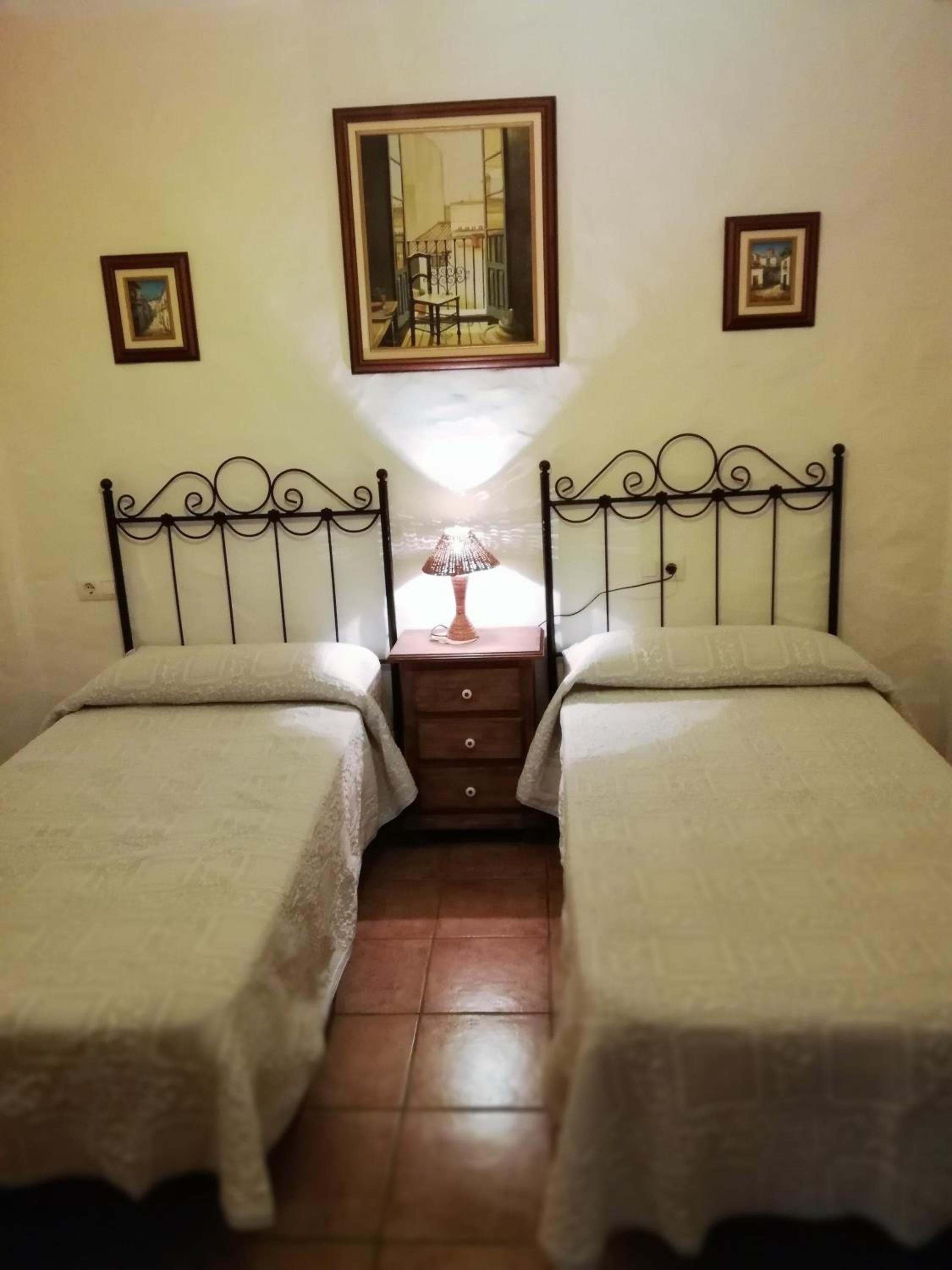 Casa de Seis Habitaciones