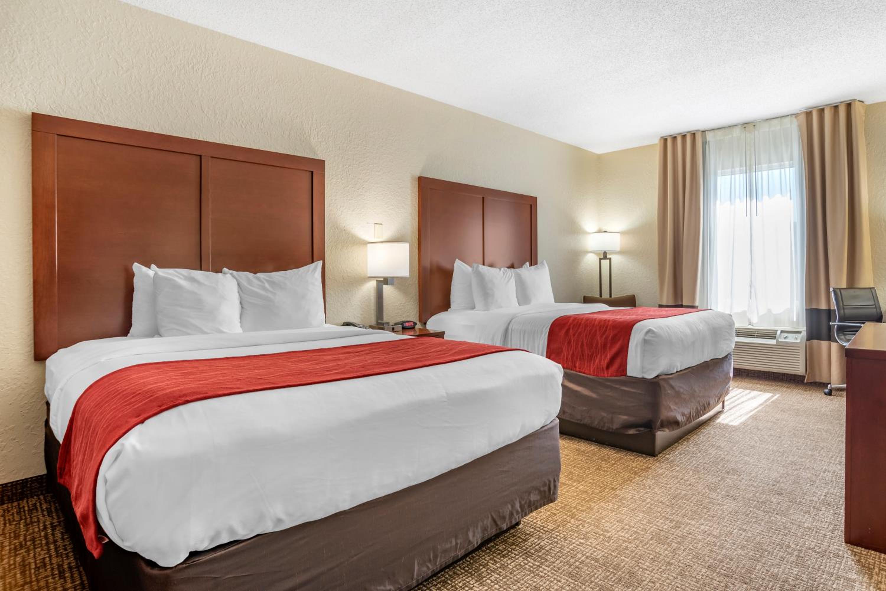 Queen Room with Two Queen Beds - Accessible/Non-Smoking  - Photo 1