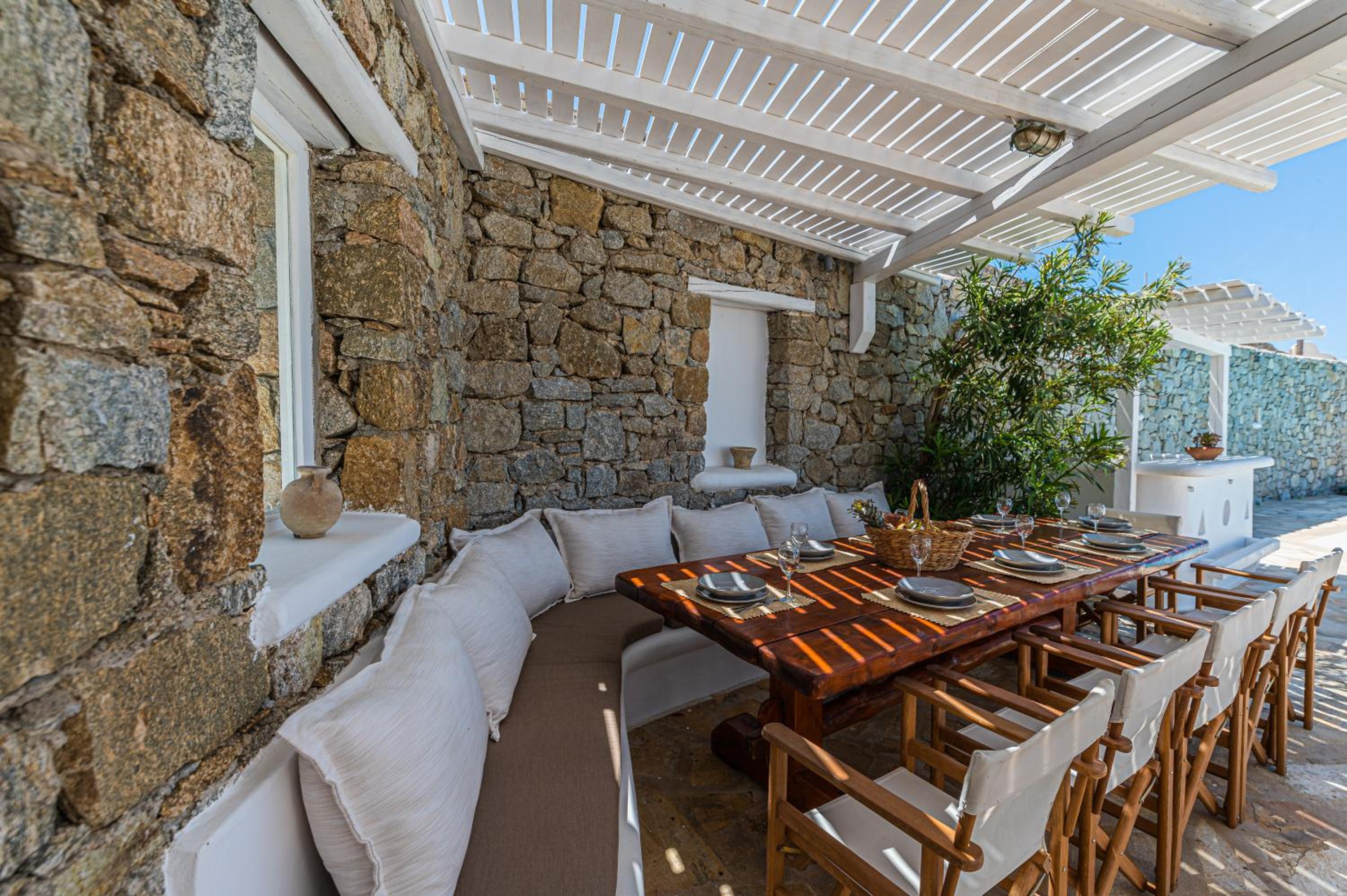 Four-Bedroom Villa with Private Pool - Photo 48