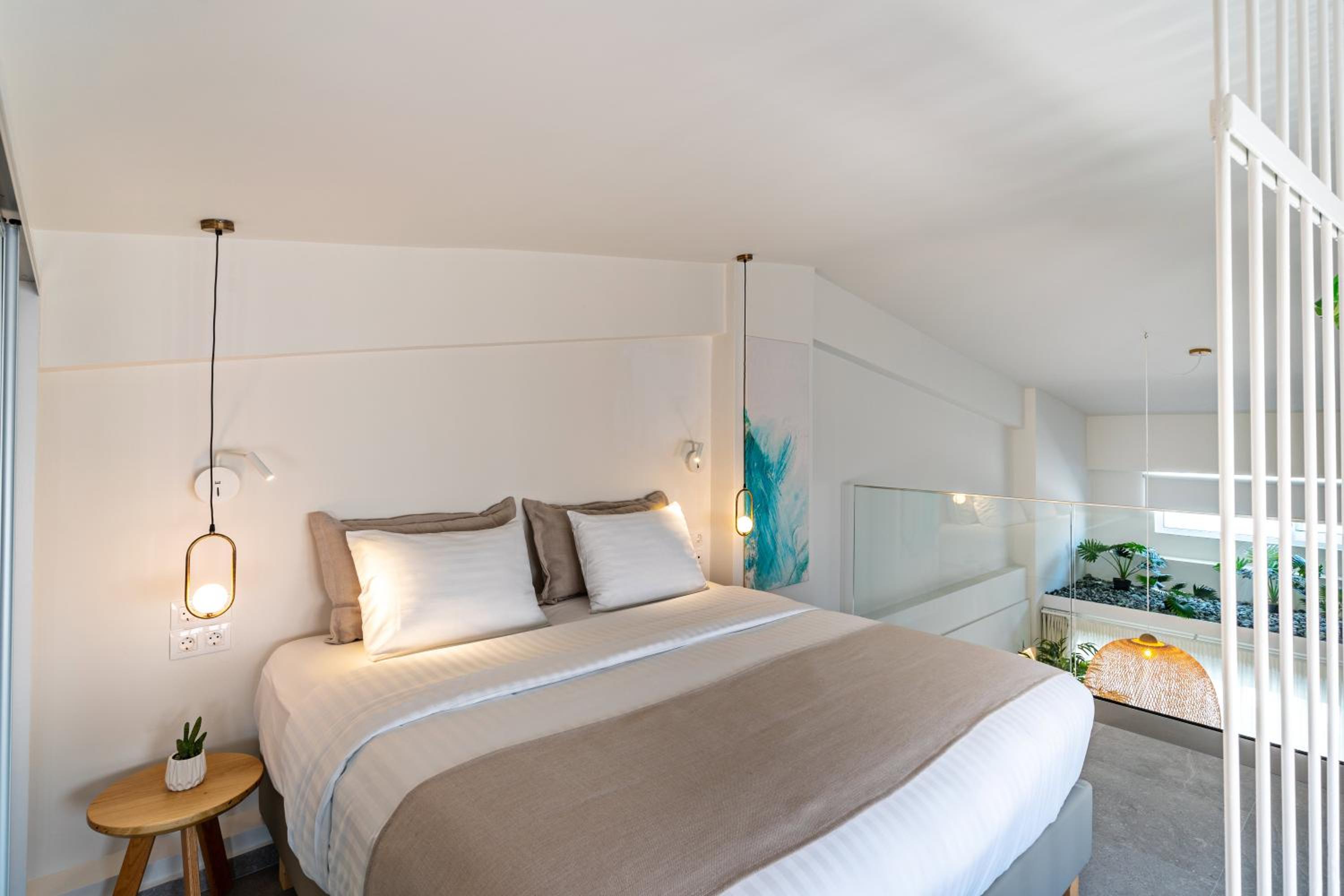 Deluxe Suite photo 3