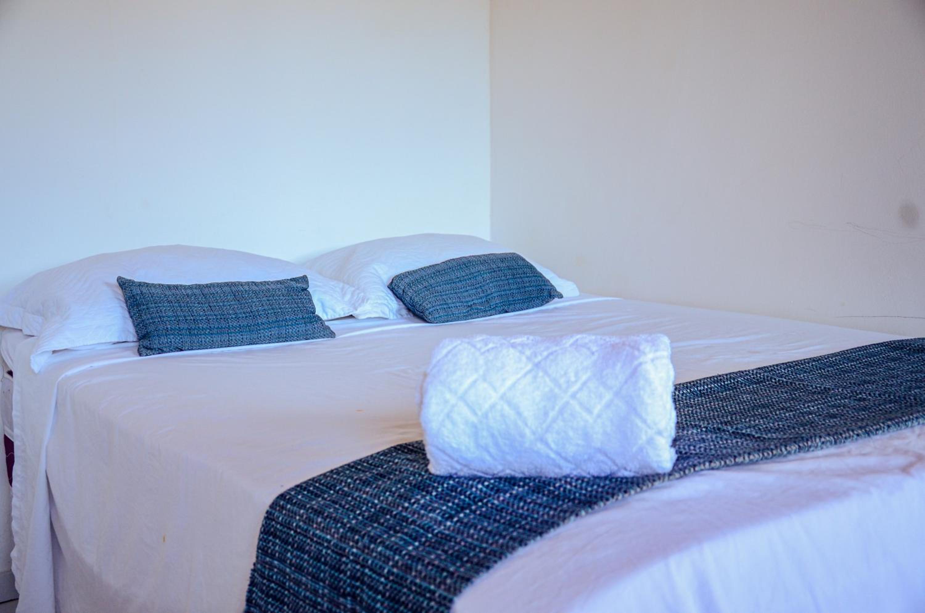 Standard Suite - Photo 4