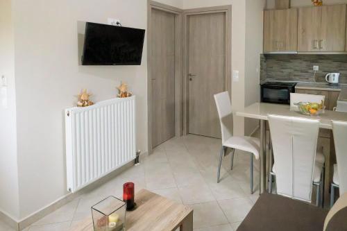 One-Bedroom Apartment - Photo 6