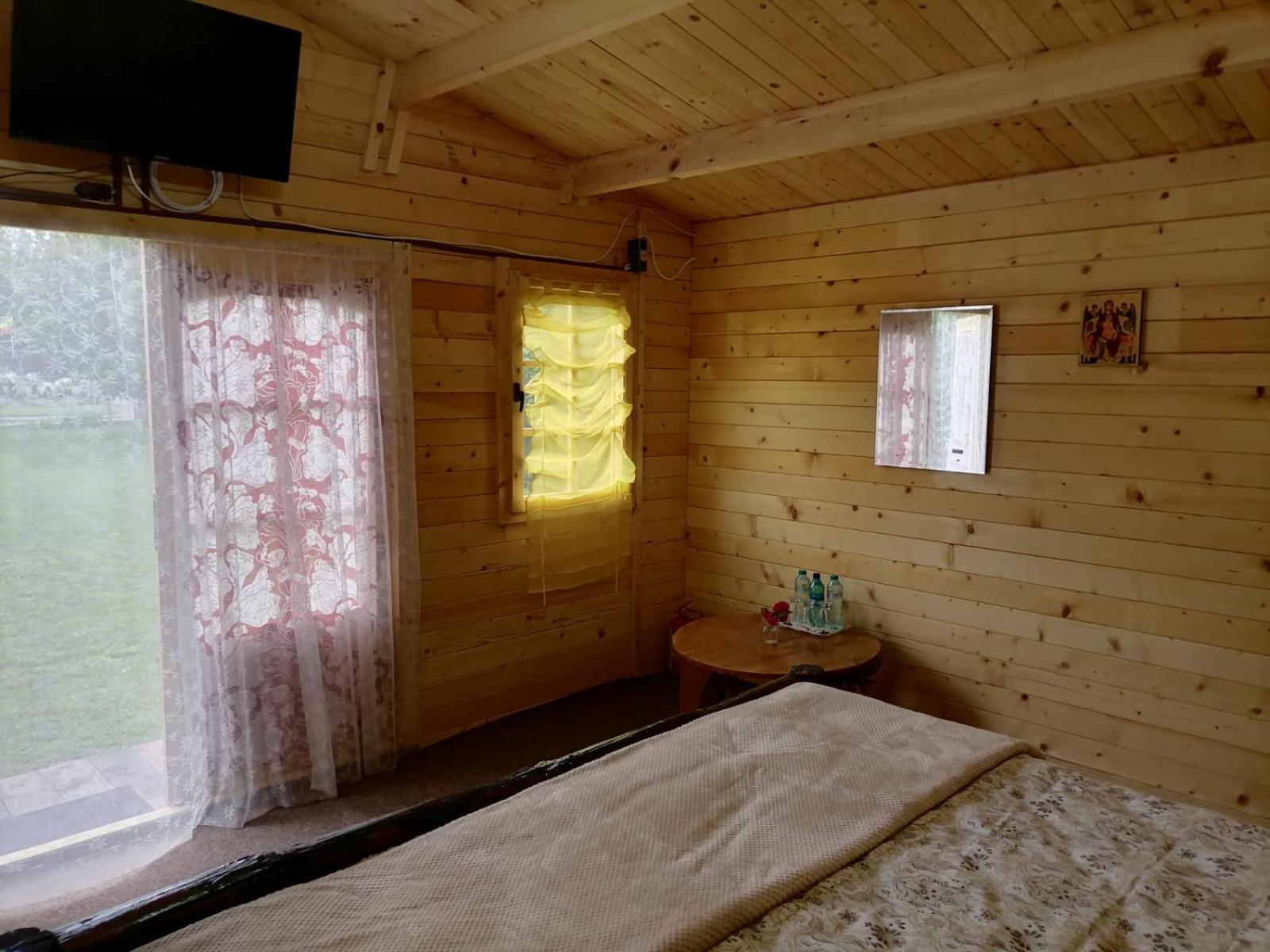One-Bedroom Chalet - Photo 3