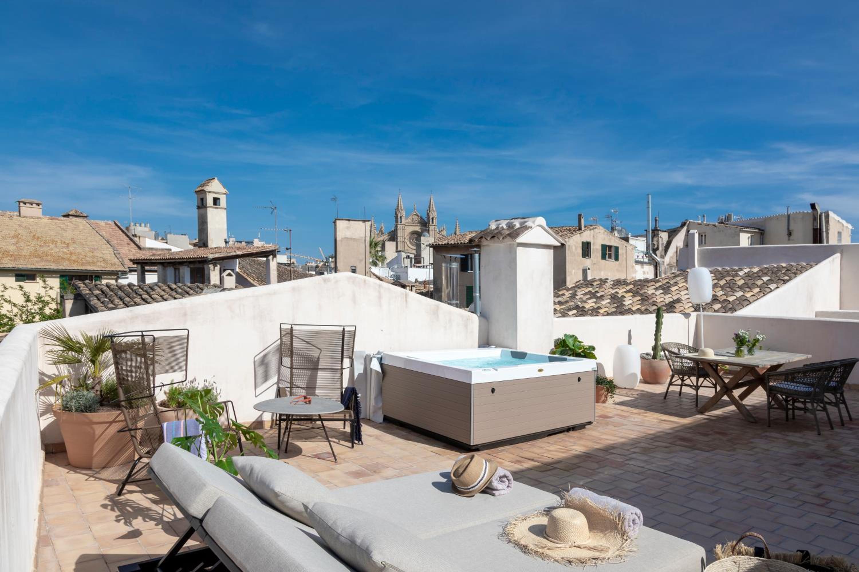 Suite with Hottub and Terrace - Rooftop