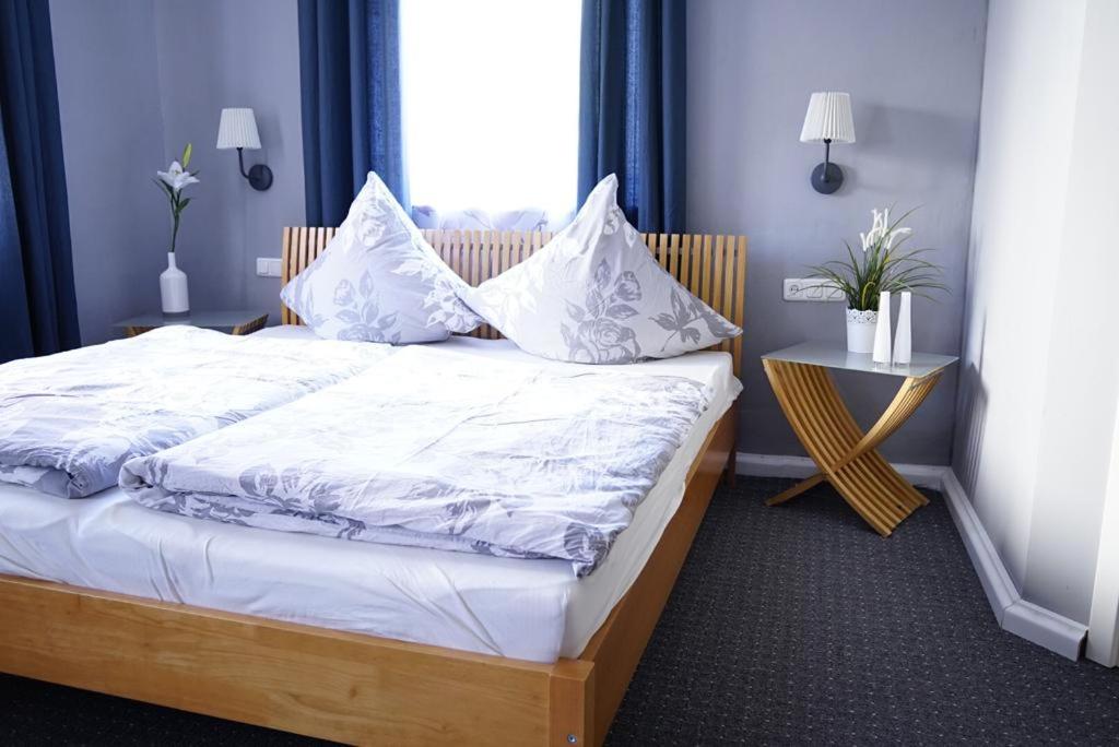 Standard Double Room photo 3