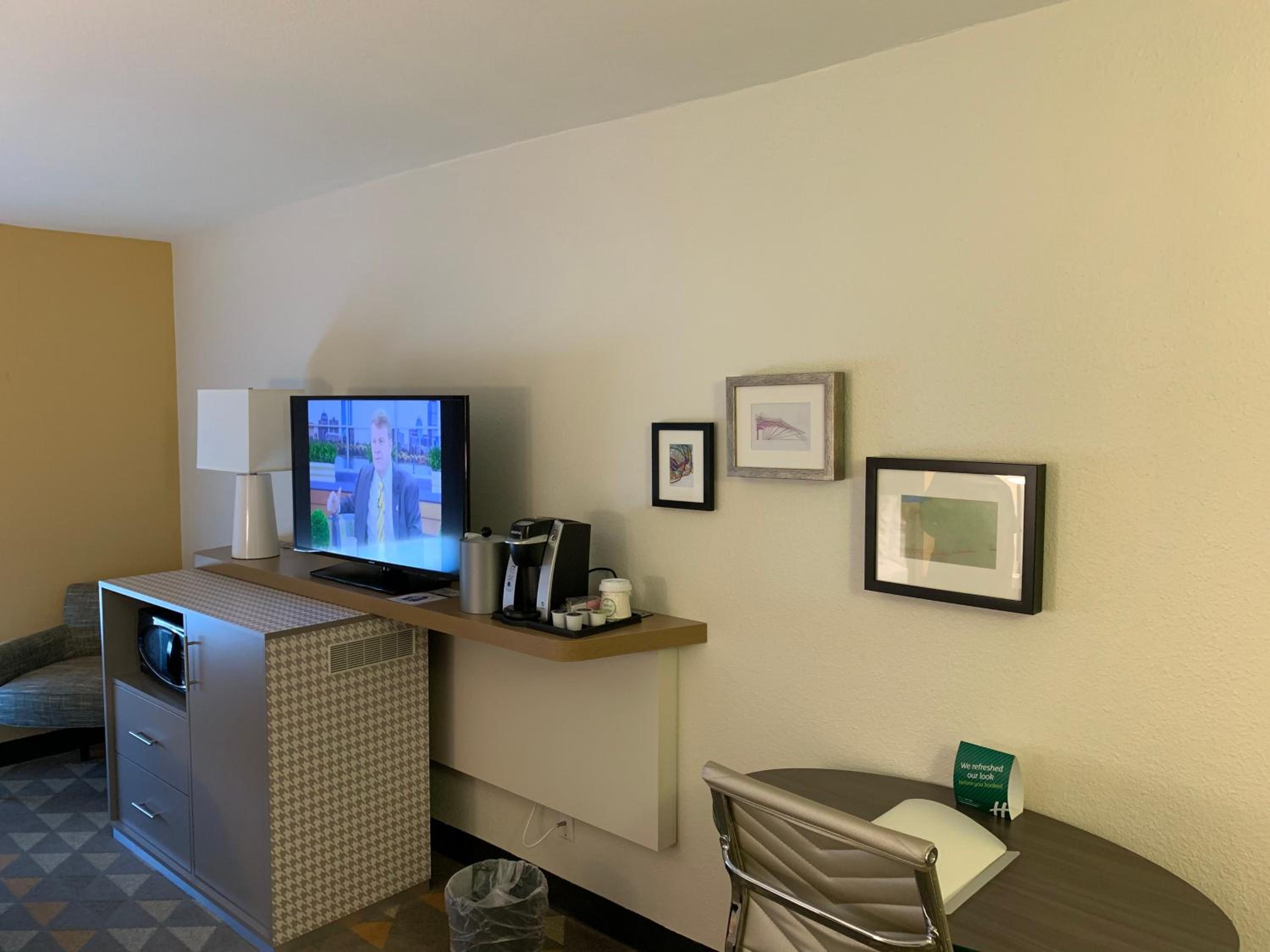 Standard Room - Photo 1