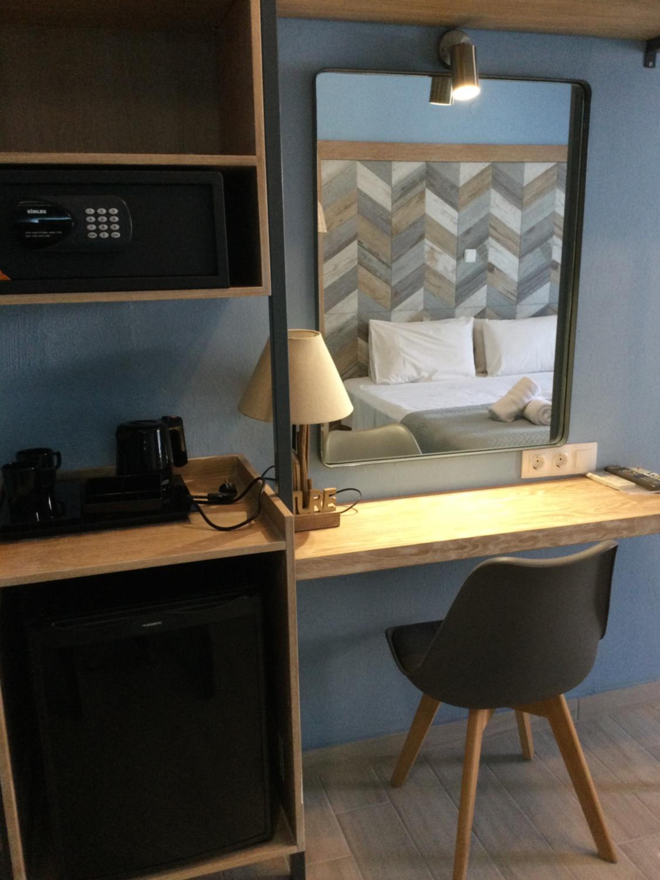 Deluxe Double or Twin Room - Photo 29