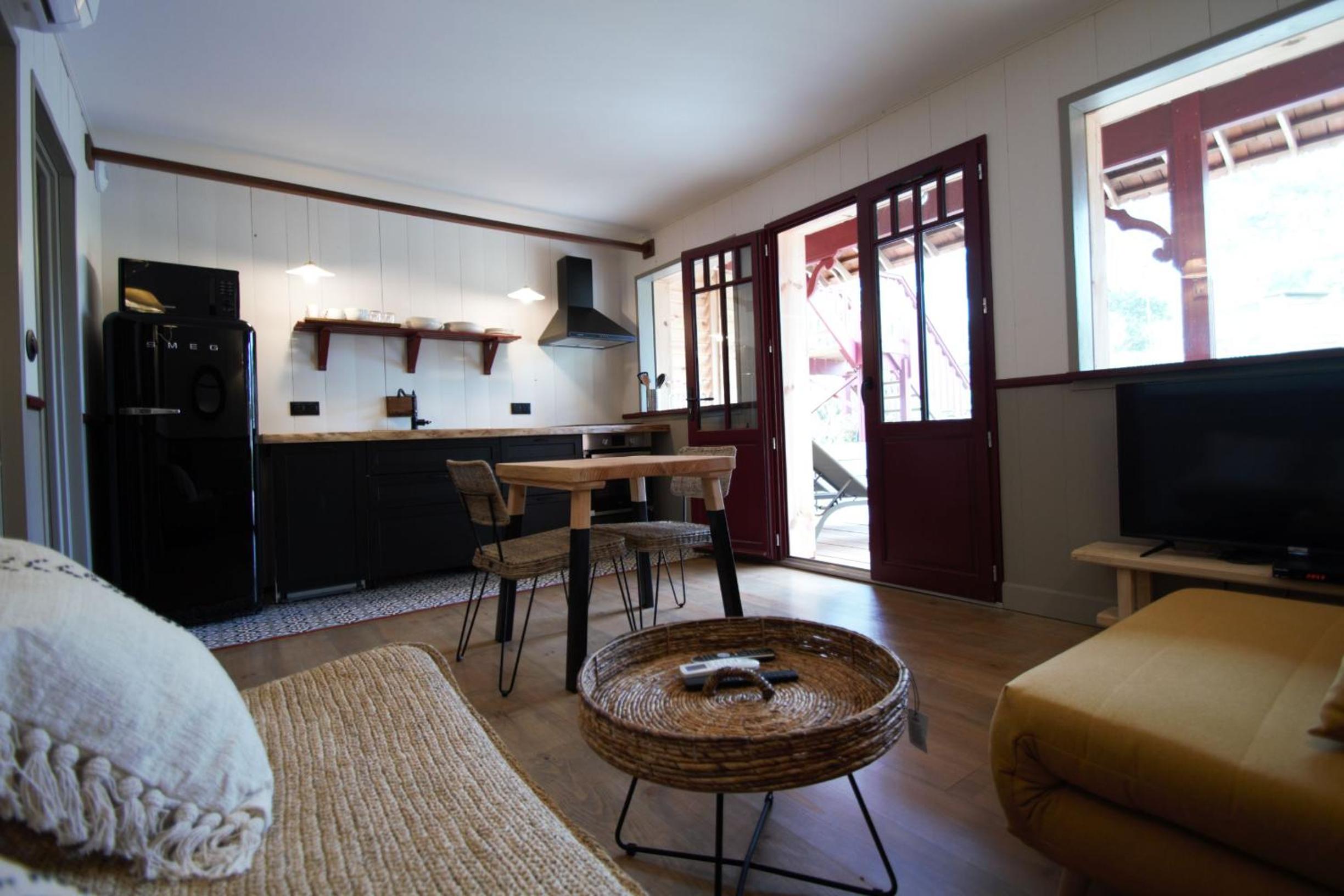 Apartment with Garden View