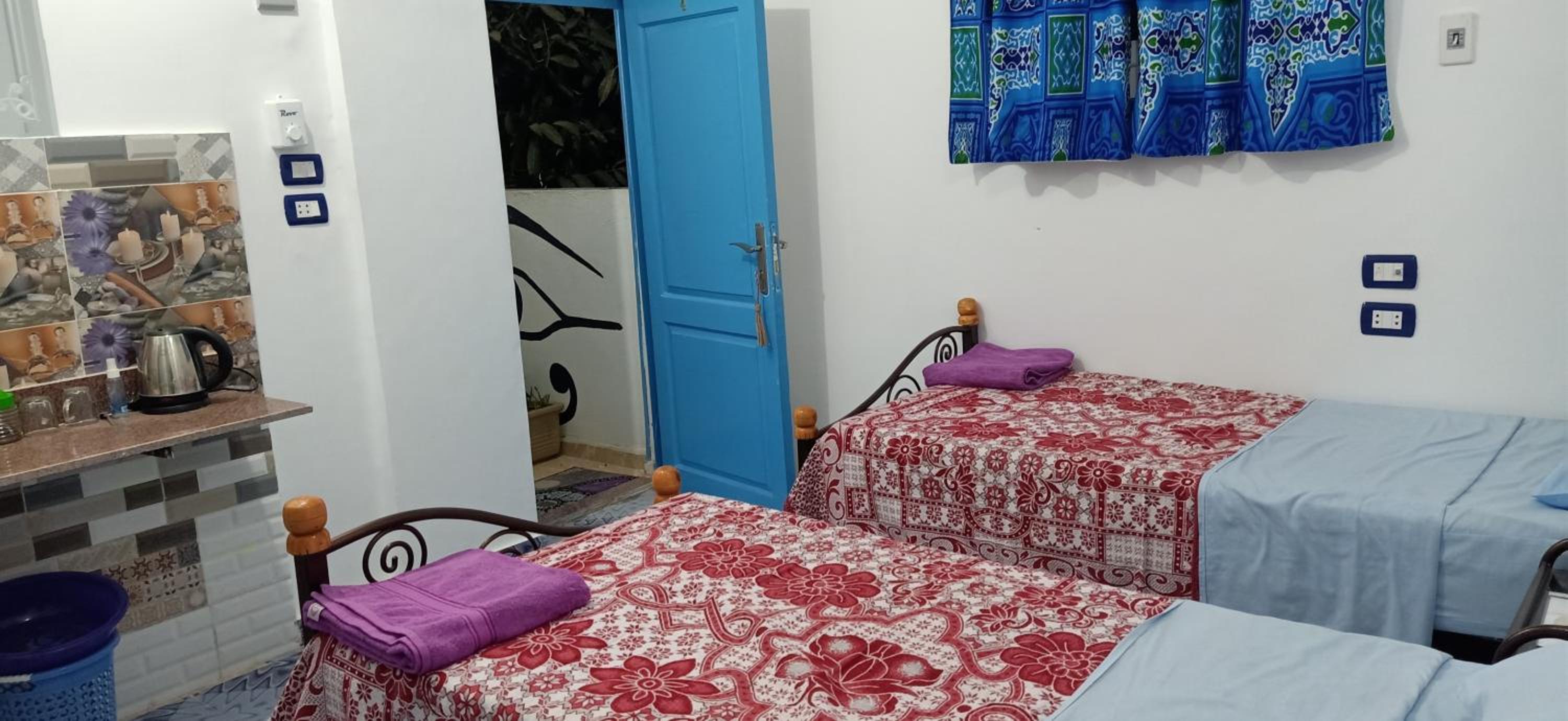 Deluxe Double Room with Side Sea View - Photo 1