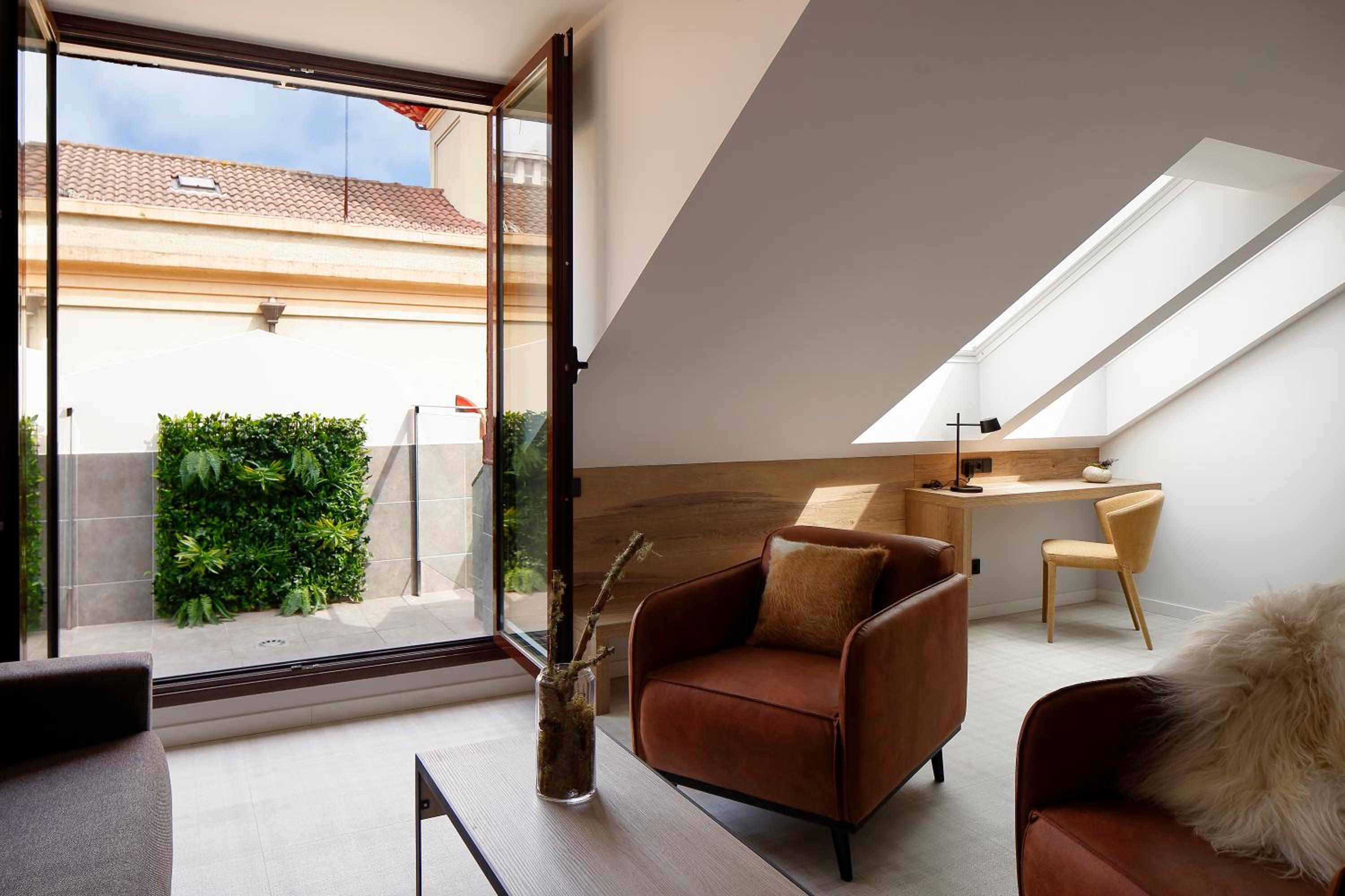 Junior Suite - Photo 12
